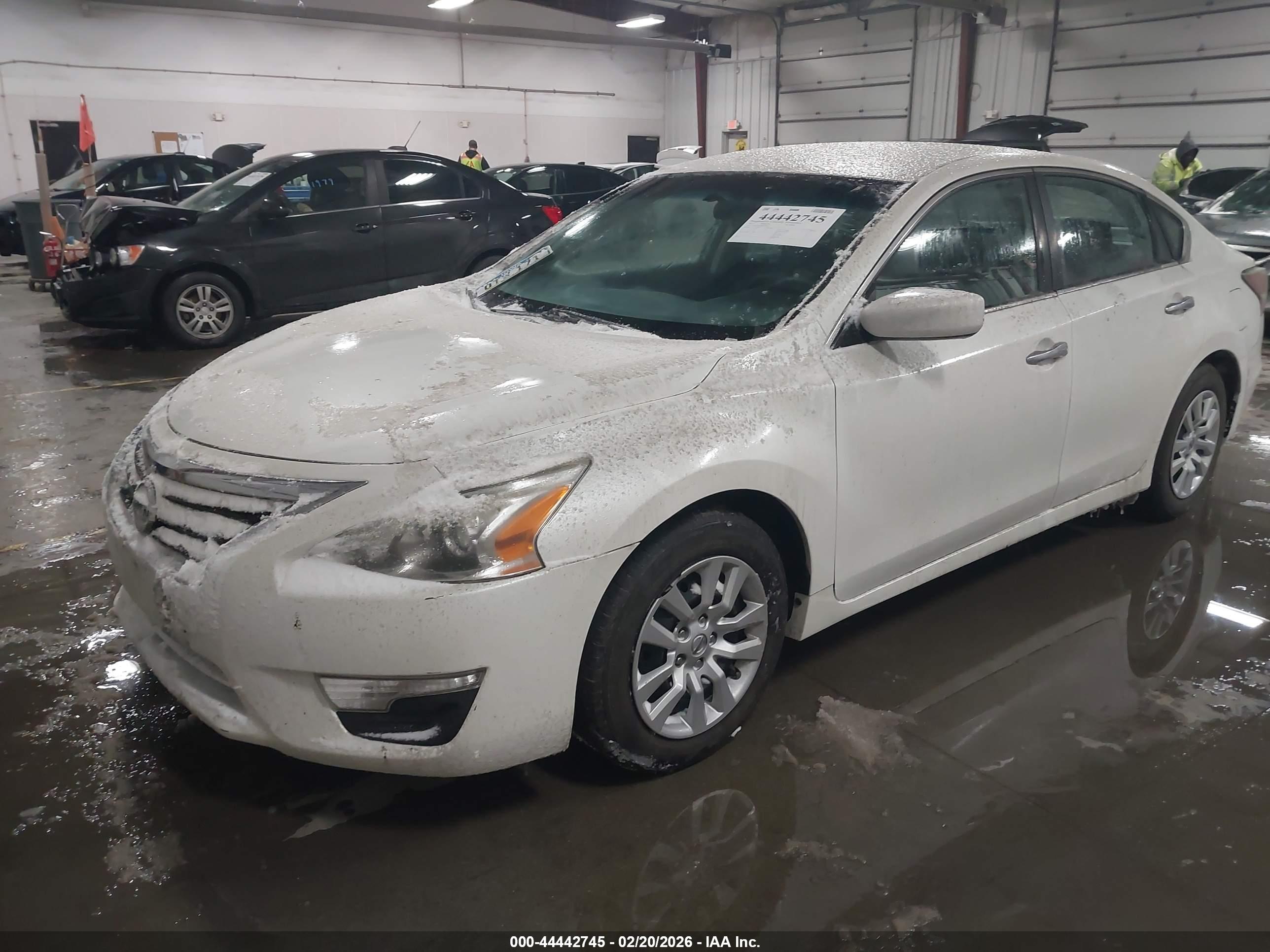 NISSAN ALTIMA image 2