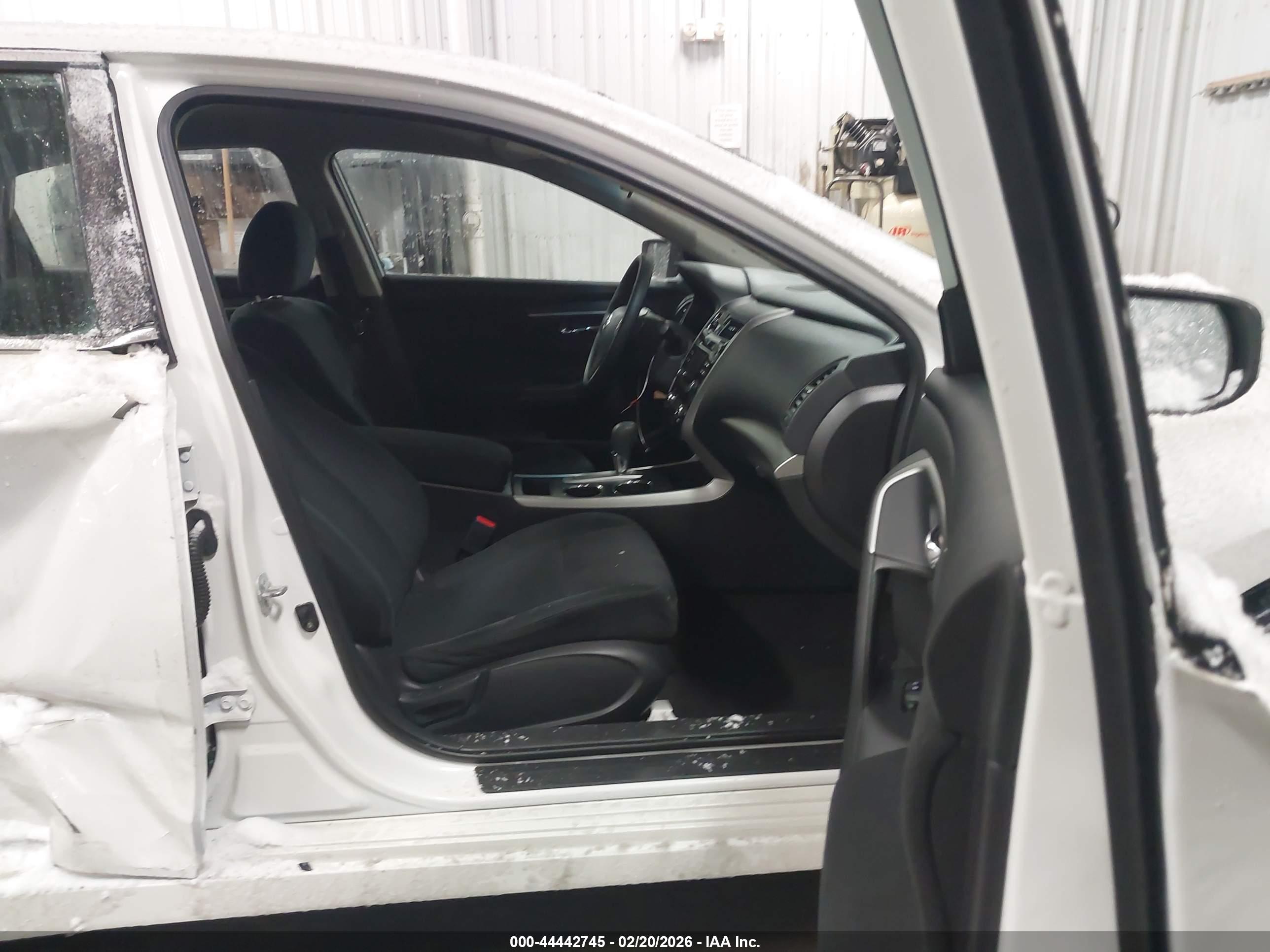 NISSAN ALTIMA image 5