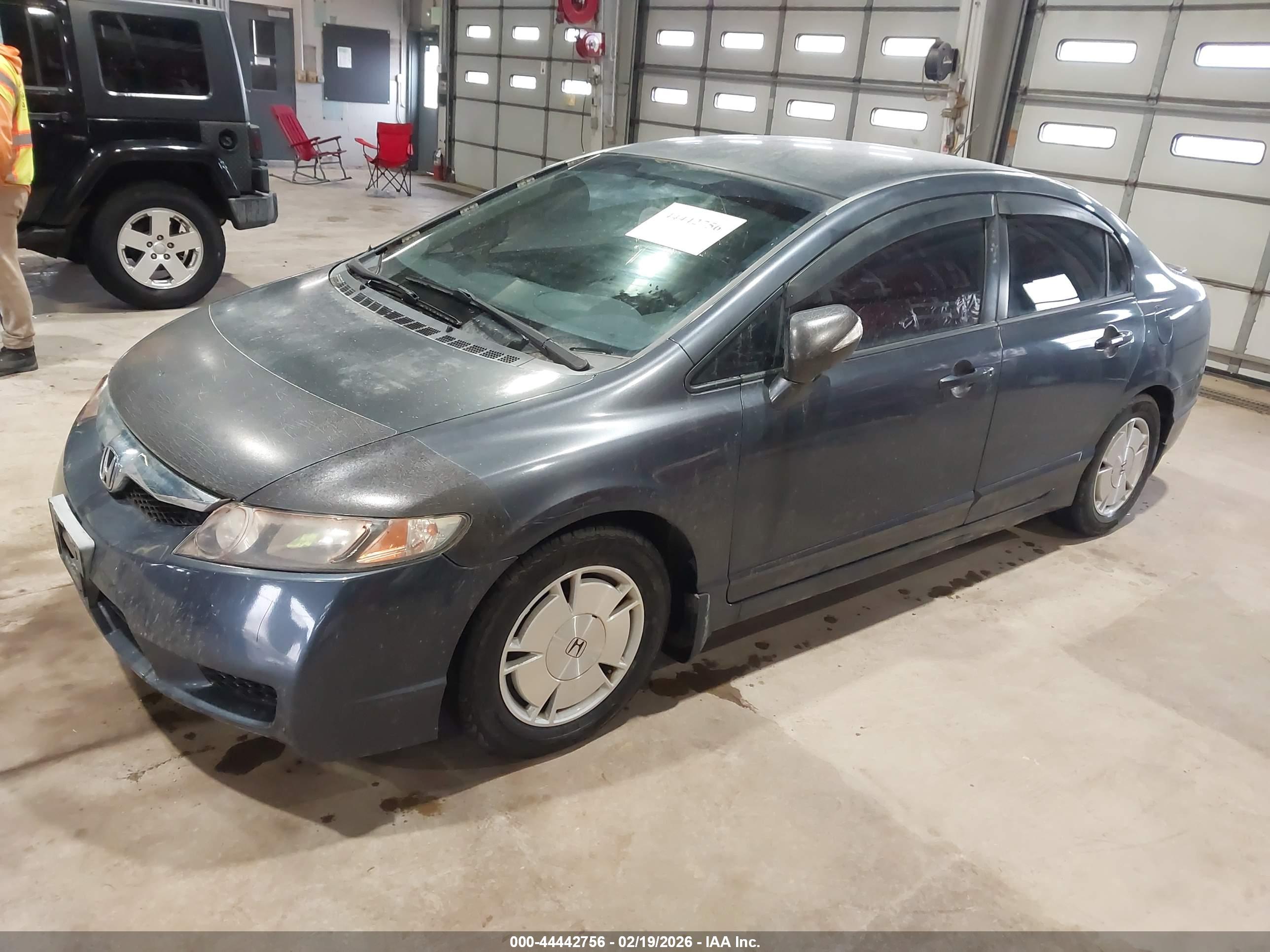 HONDA CIVIC image 2