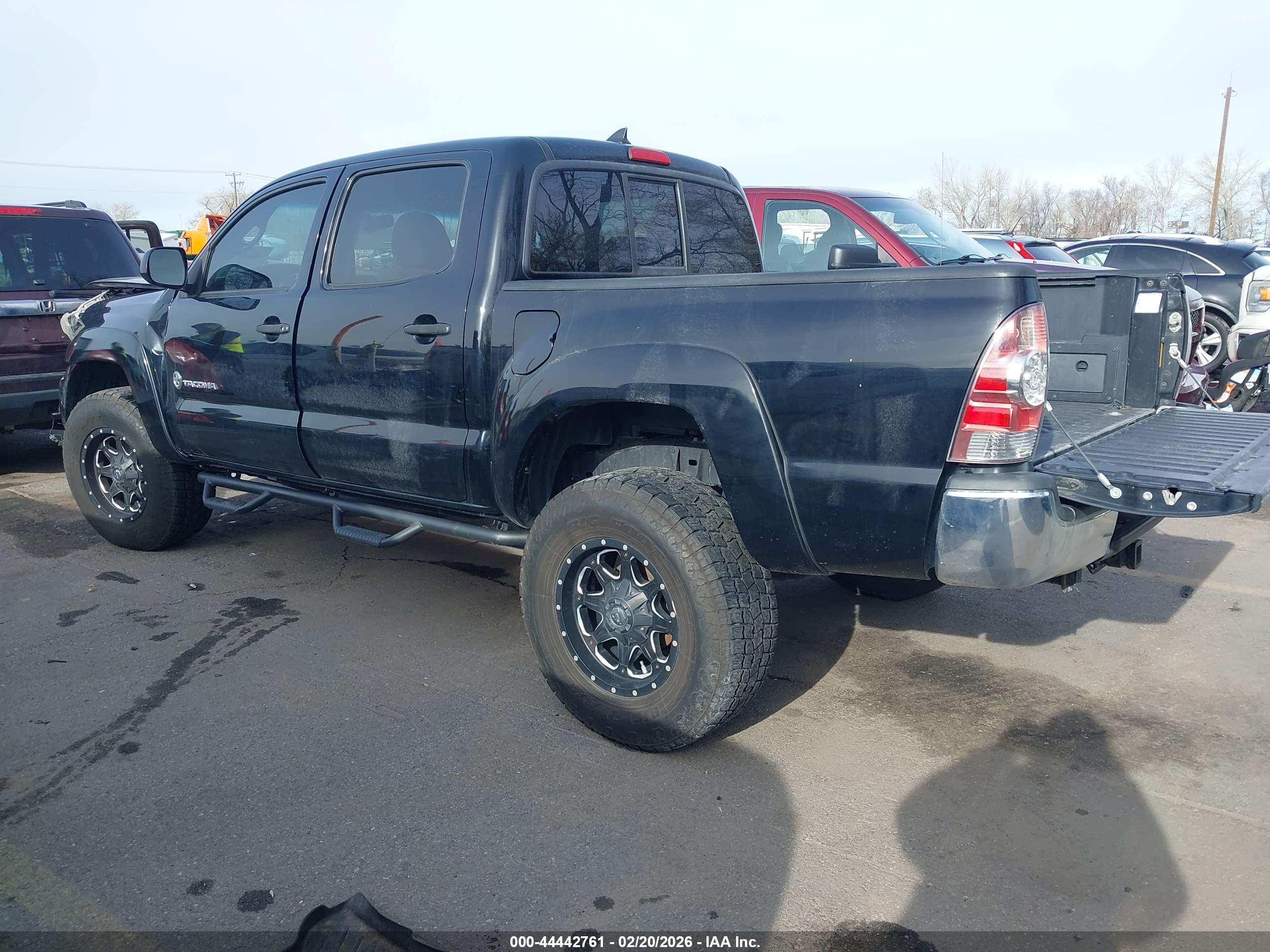 TOYOTA TACOMA image 3