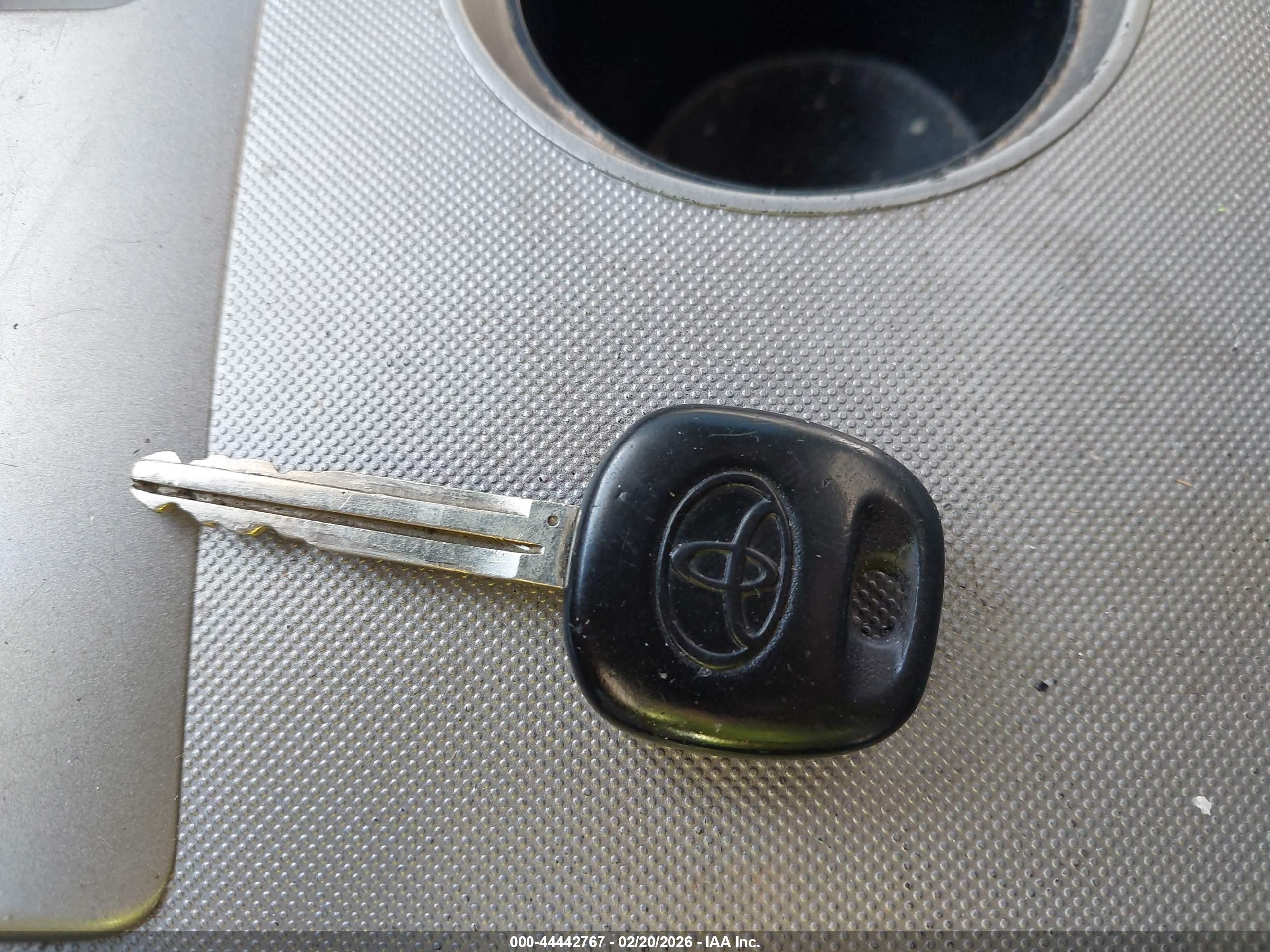 TOYOTA TACOMA image 11