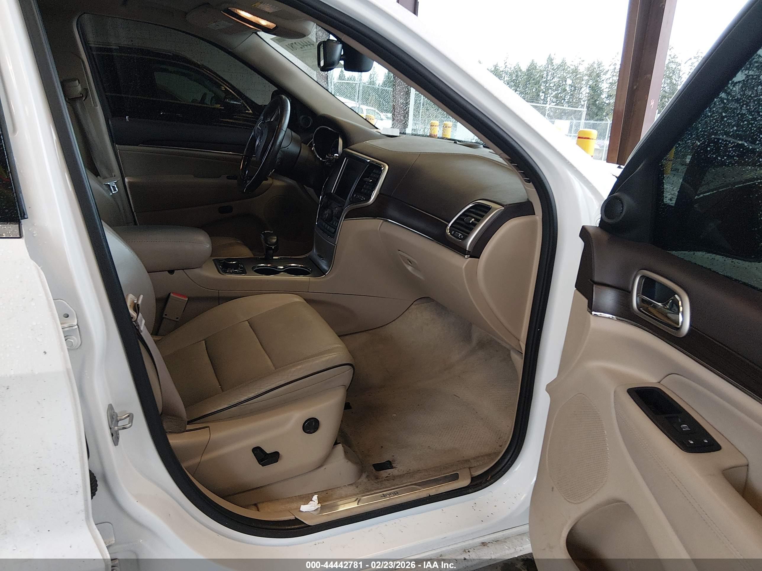 JEEP GRAND image 5