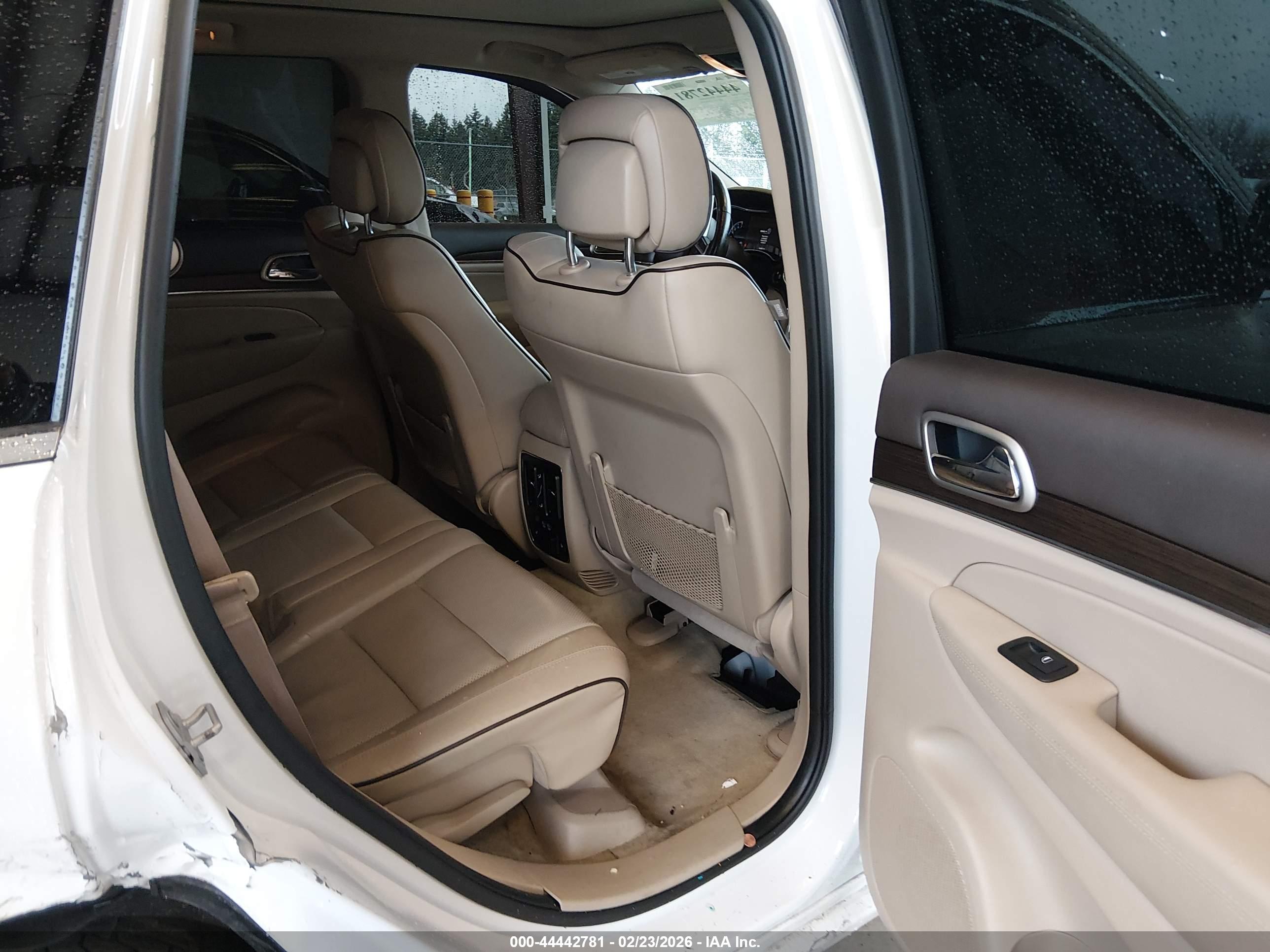 JEEP GRAND image 8
