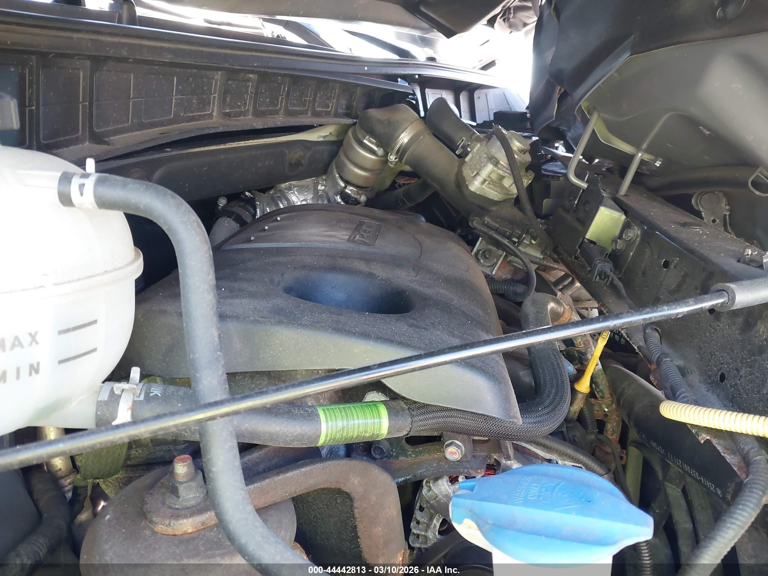 HYUNDAI TUCSON image 10