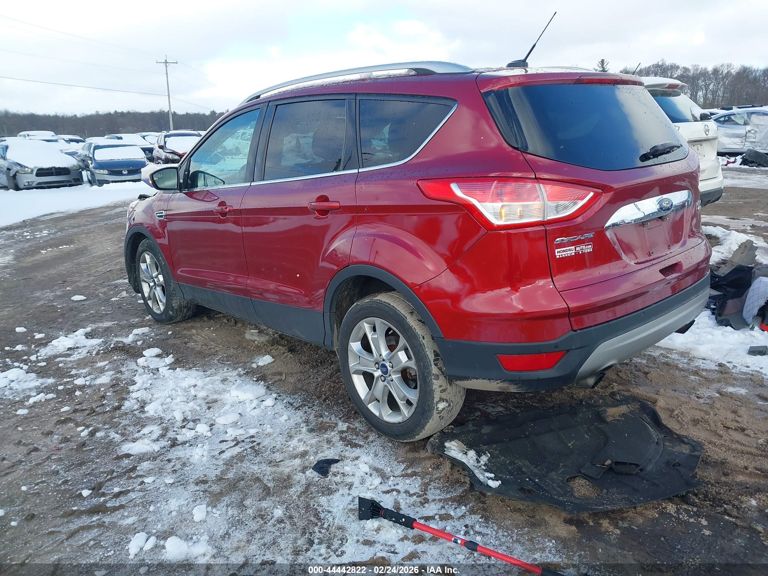 FORD ESCAPE image 3