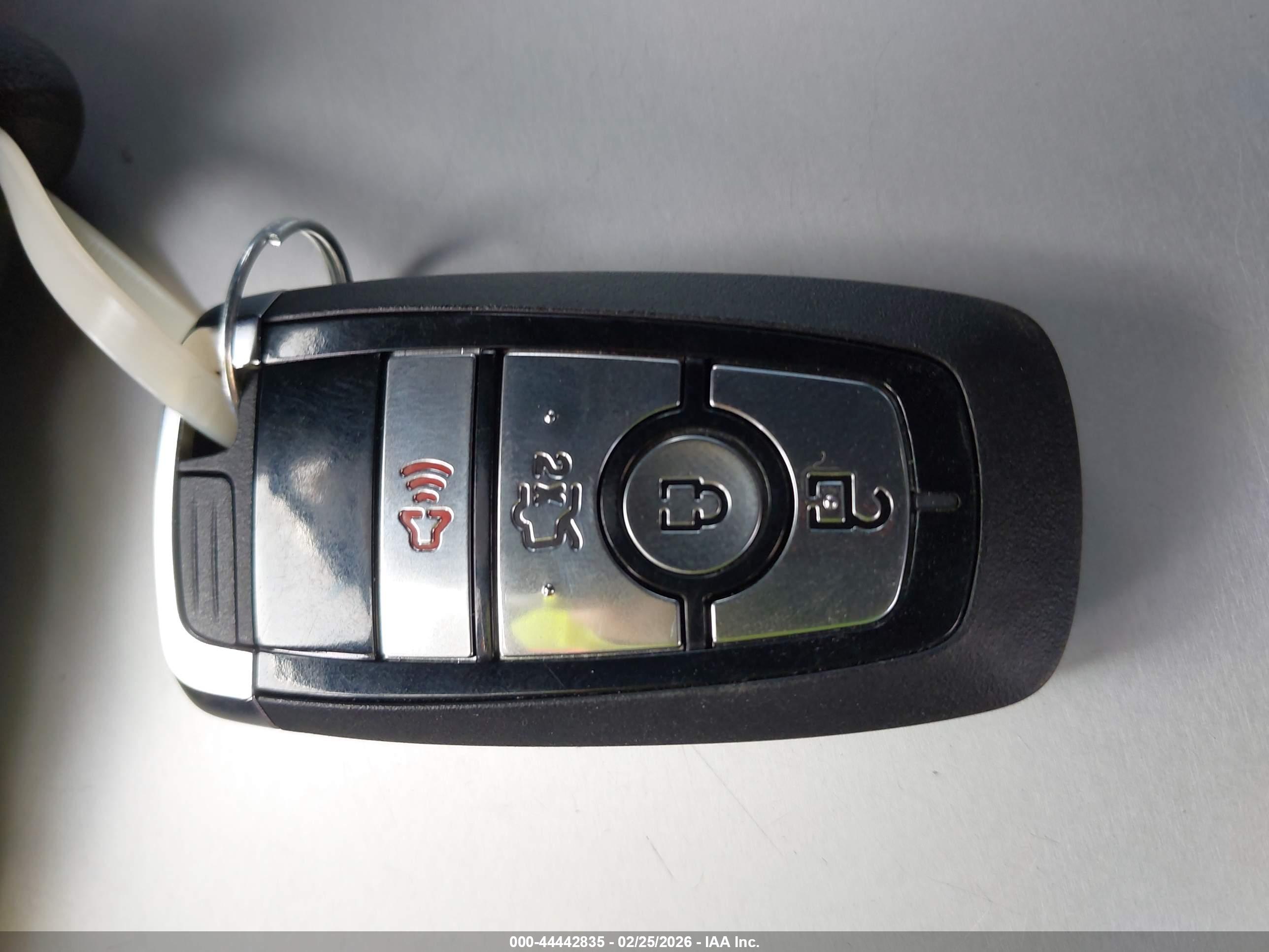 FORD MUSTANG image 11