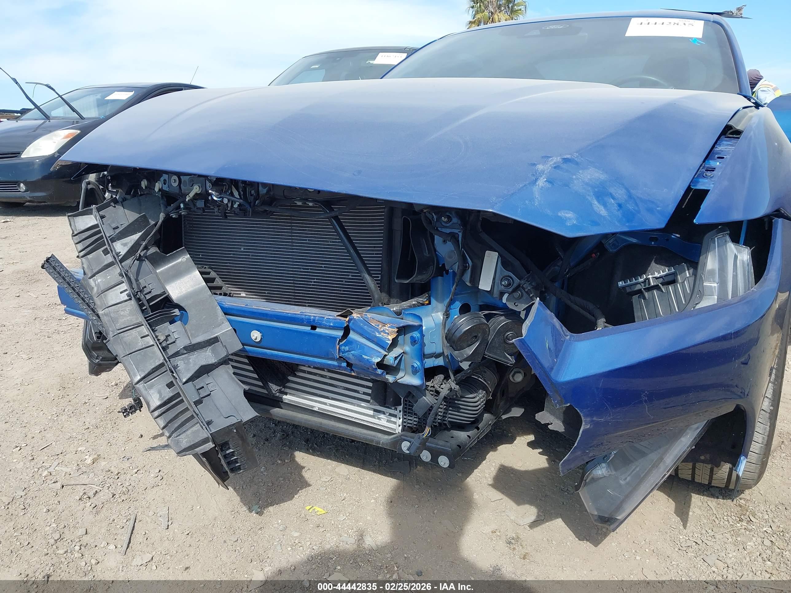FORD MUSTANG image 6