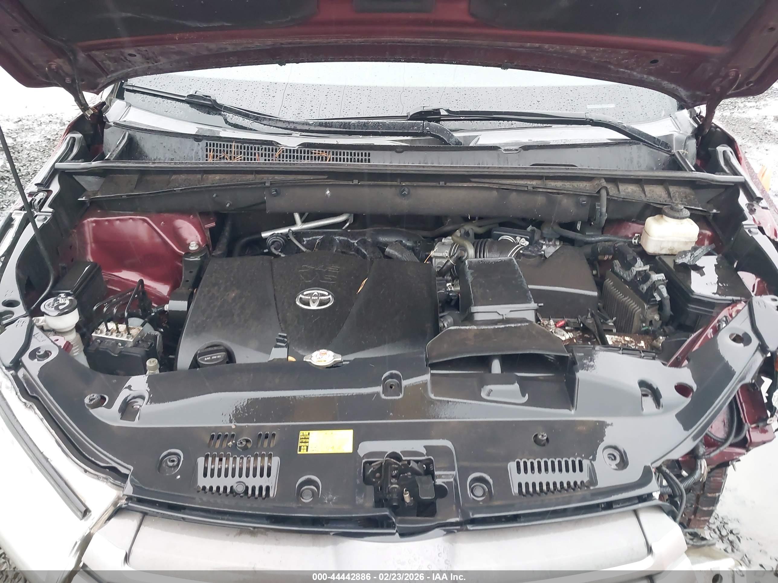 TOYOTA HIGHLANDER image 10
