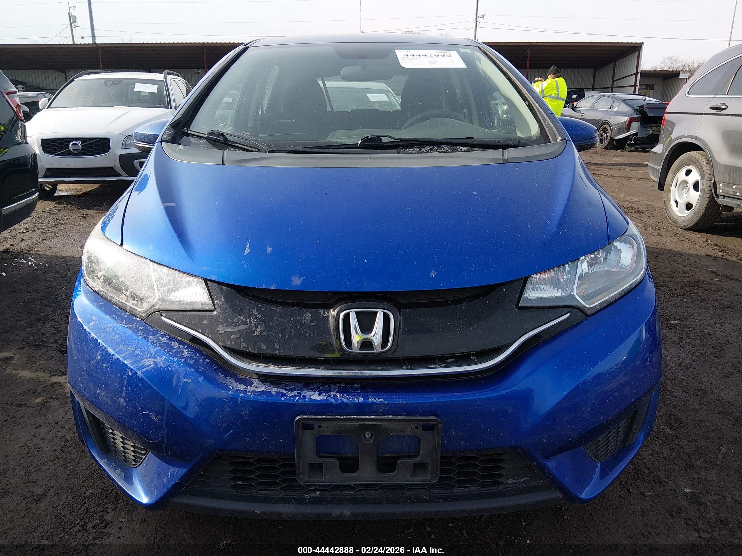 HONDA FIT image 6