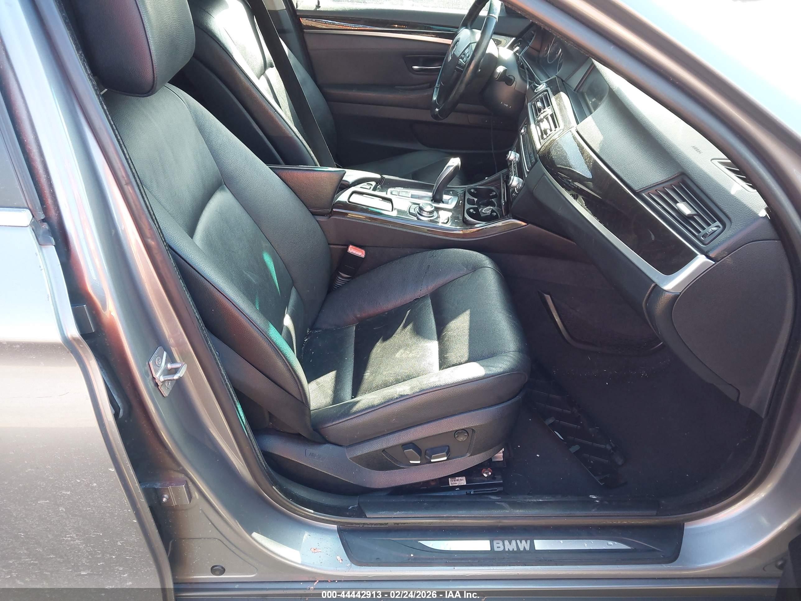 BMW 535I image 5