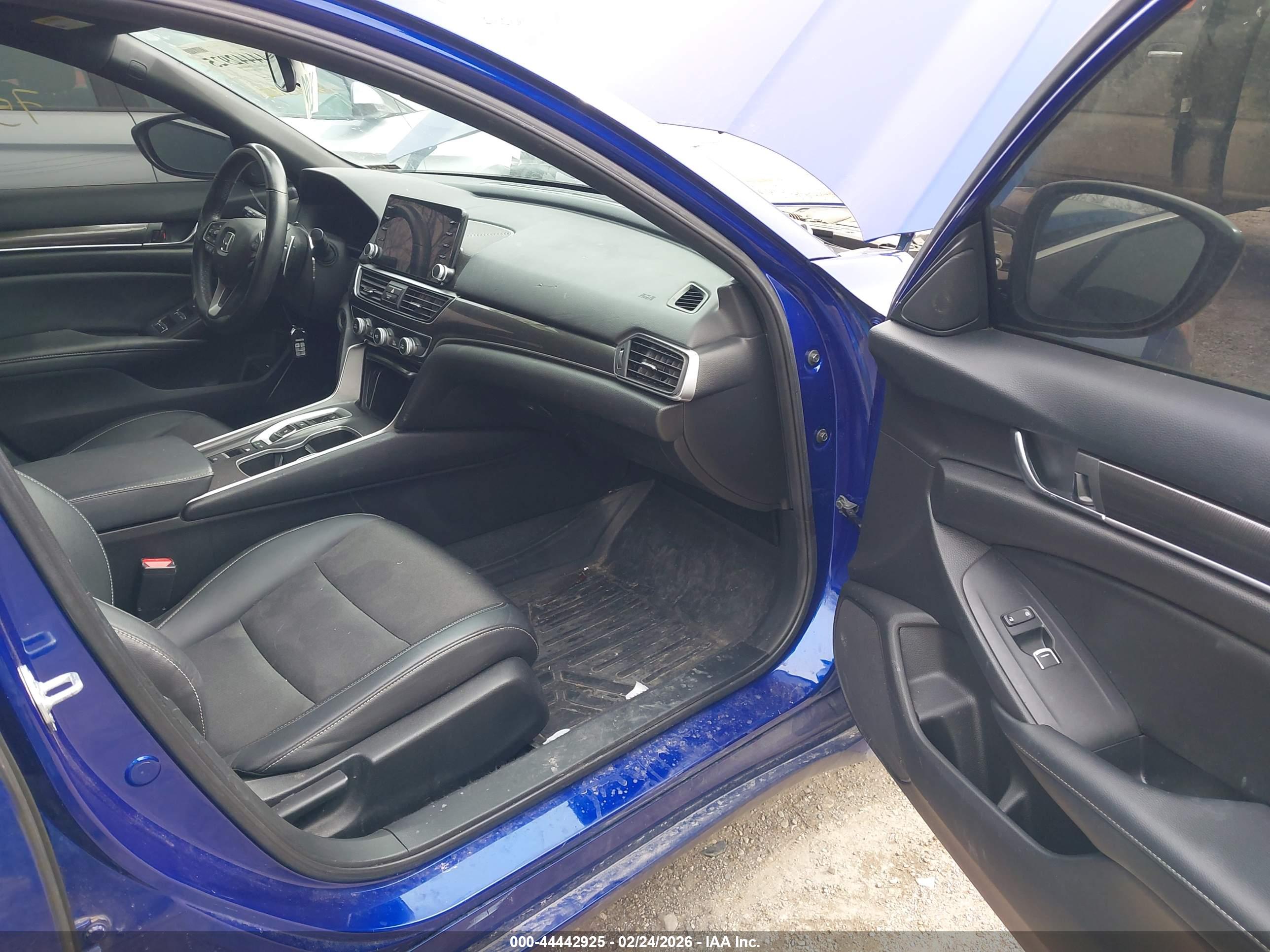 HONDA ACCORD image 5