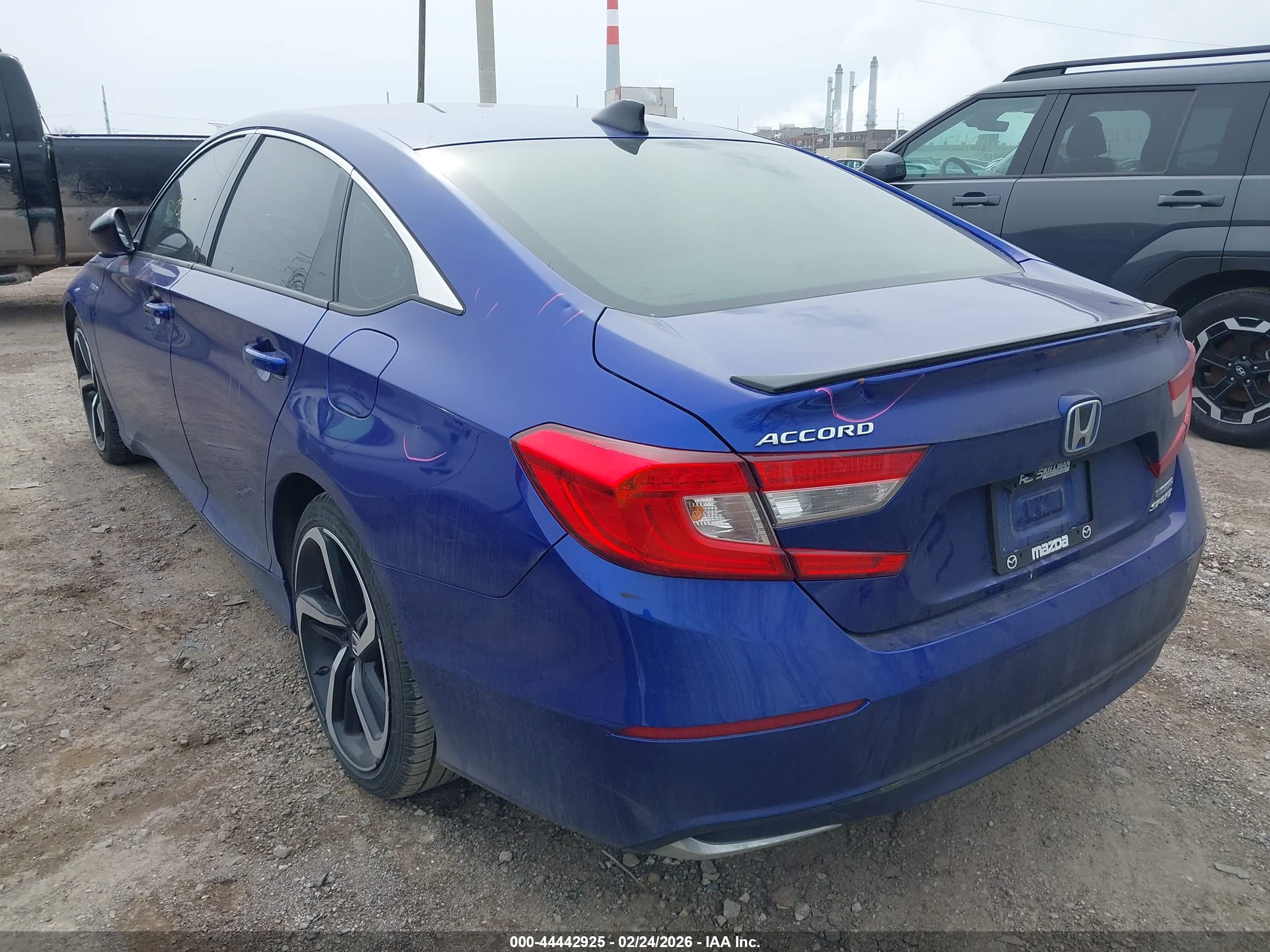 HONDA ACCORD image 6