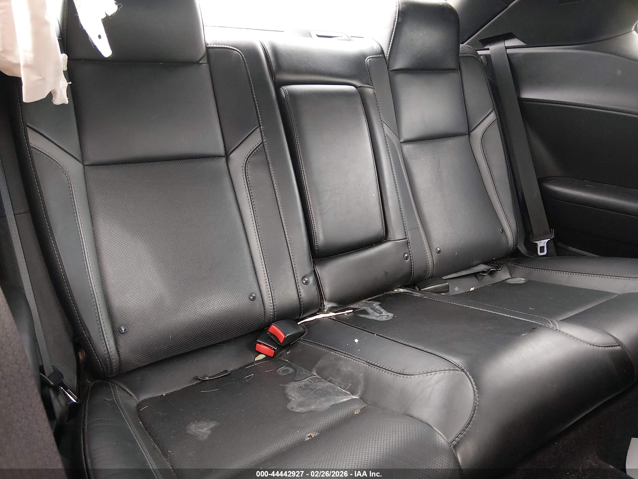 DODGE CHALLENGER image 8