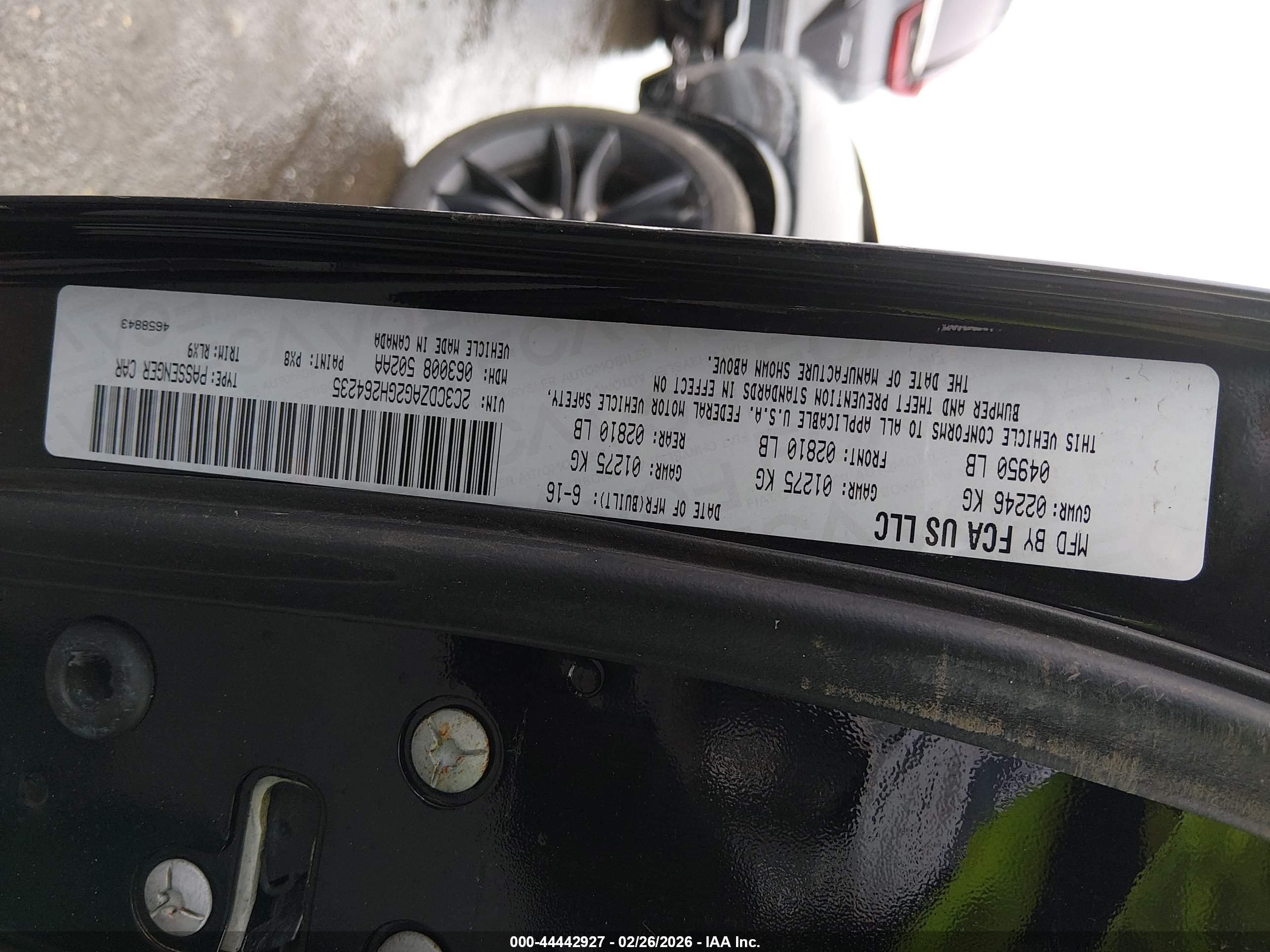 DODGE CHALLENGER image 9