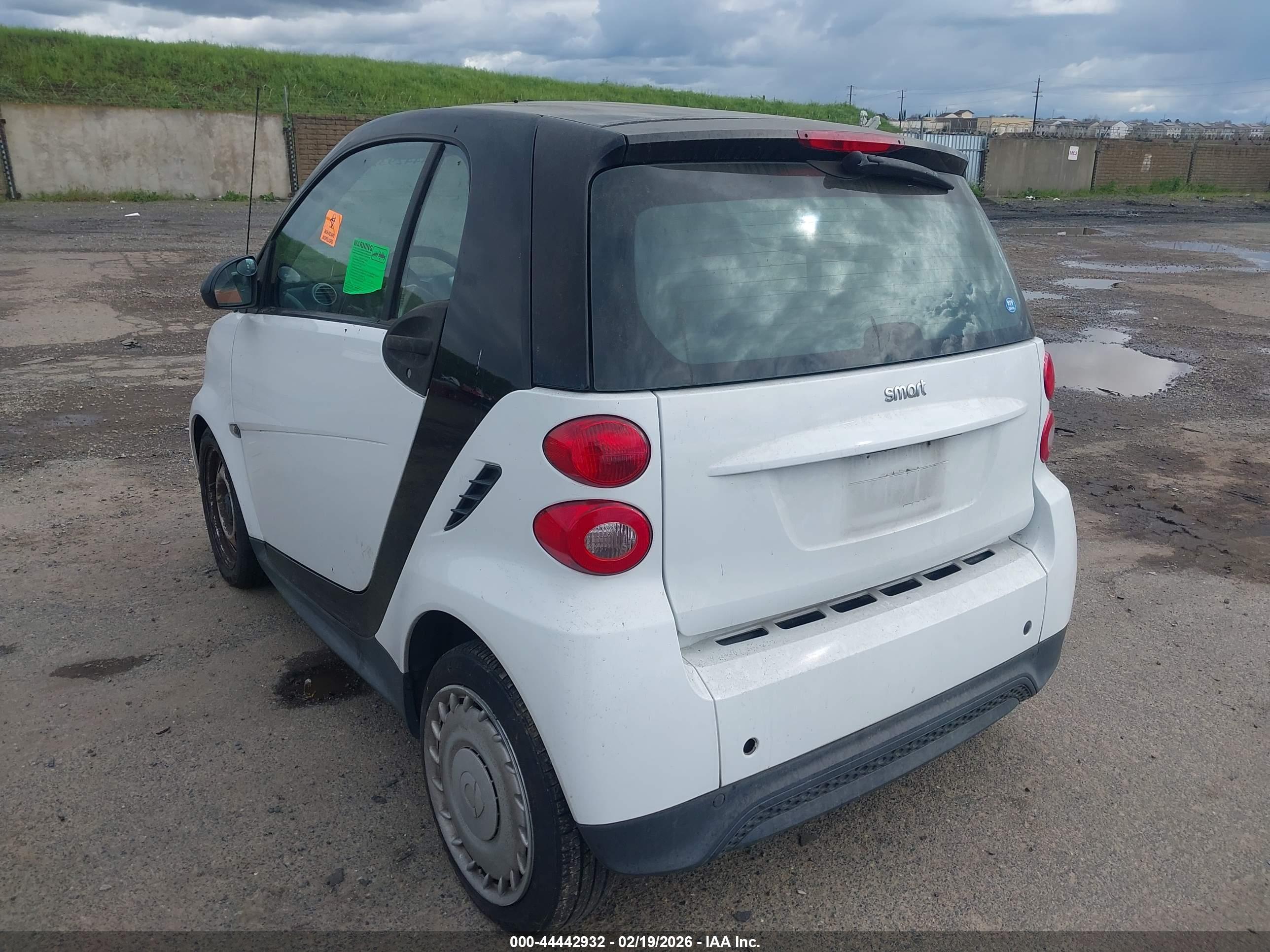 SMART FORTWO image 3