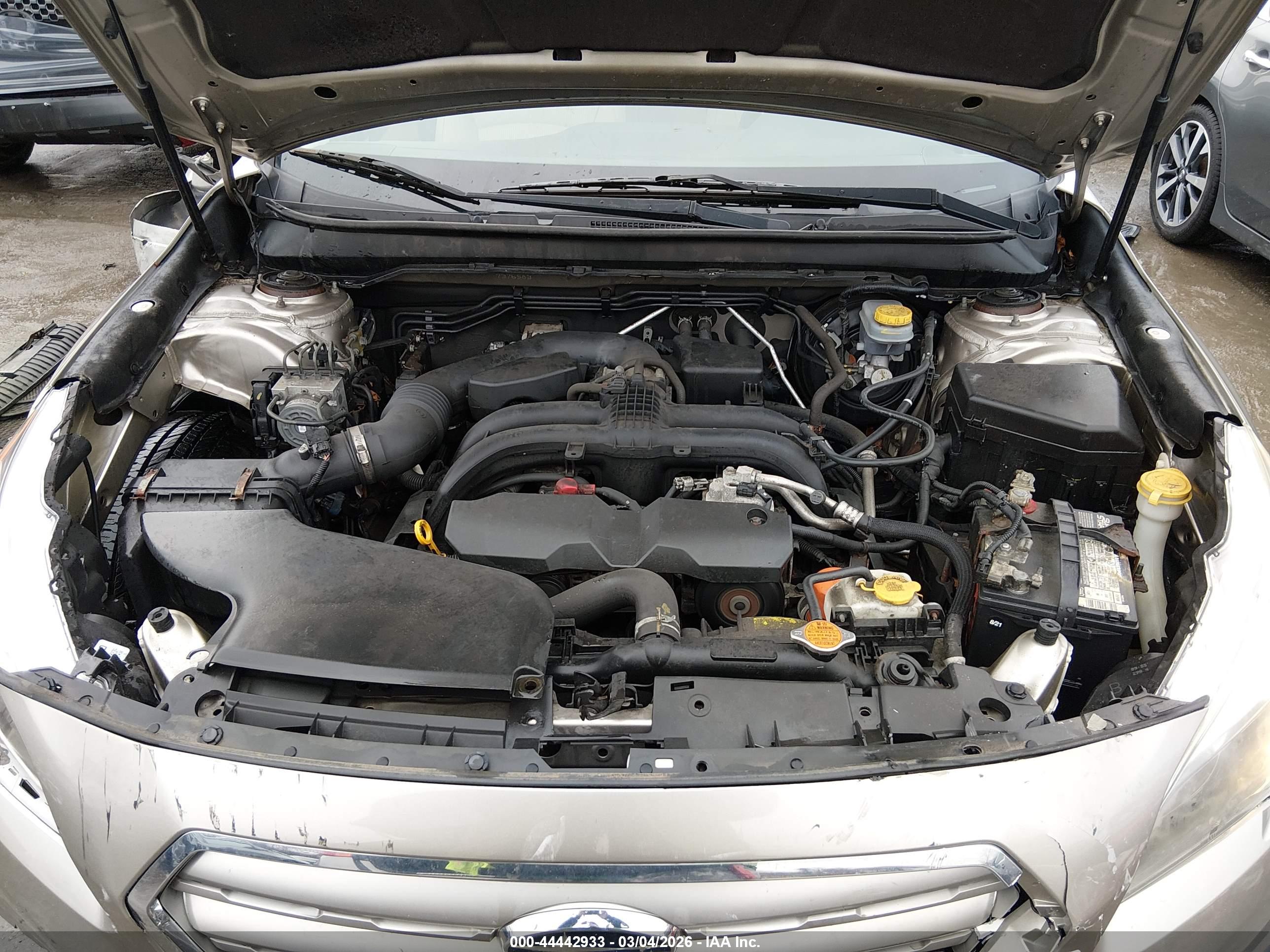 SUBARU OUTBACK image 10