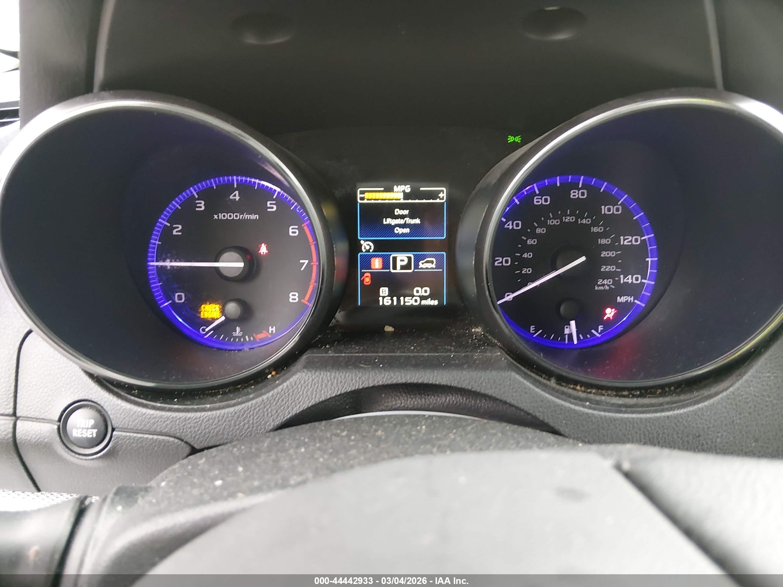 SUBARU OUTBACK image 7