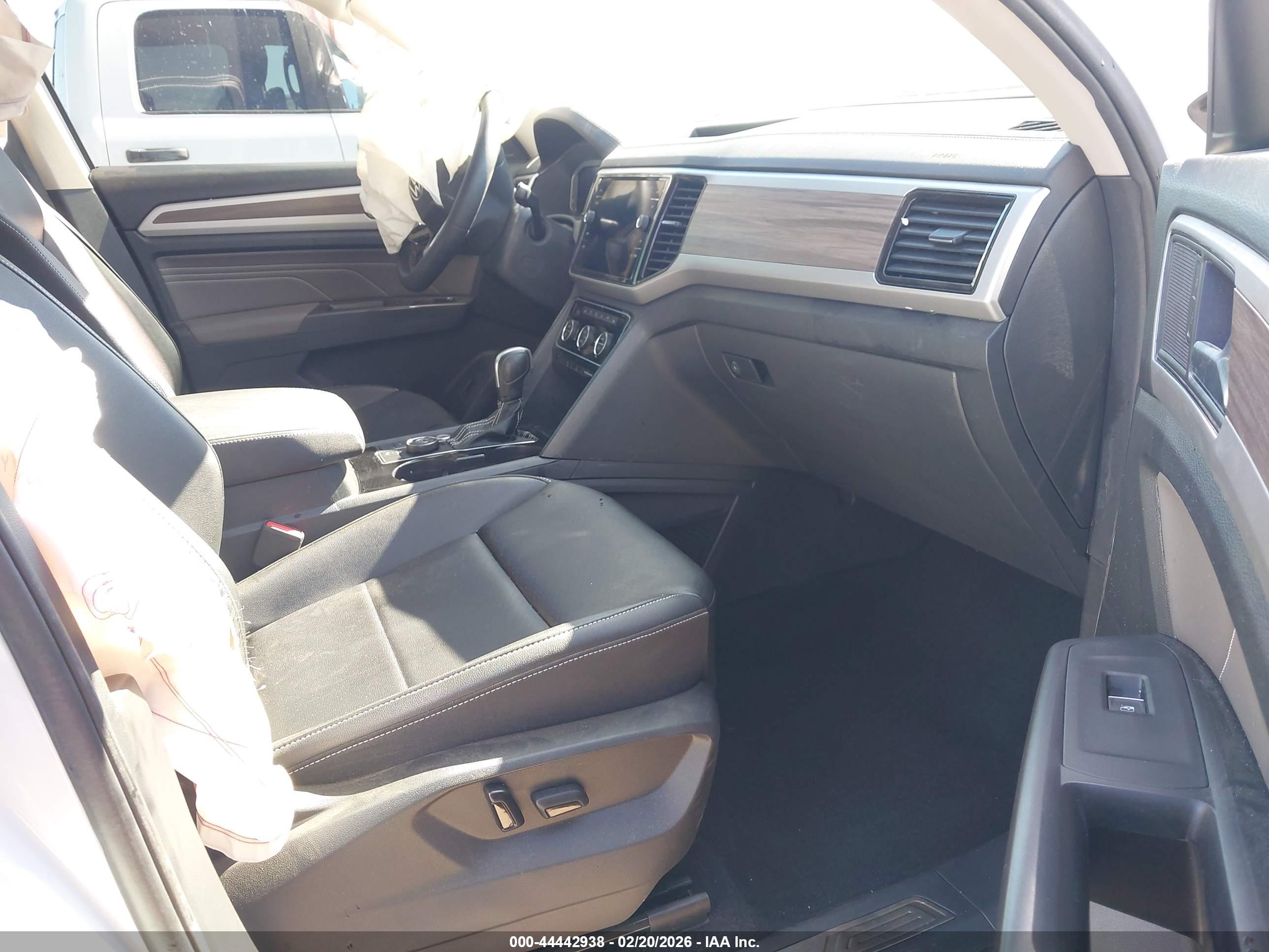 VOLKSWAGEN ATLAS image 5