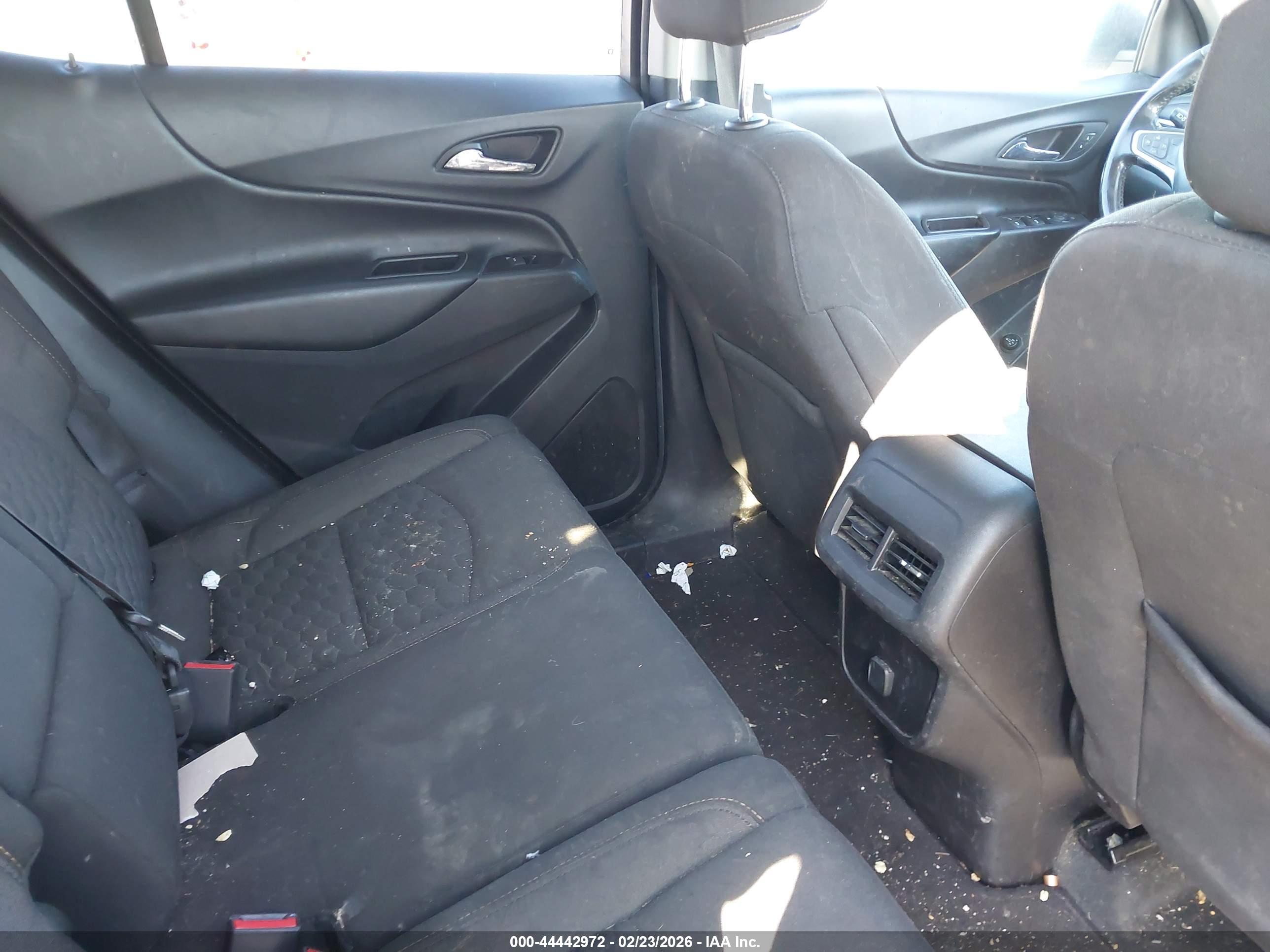 CHEVROLET EQUINOX image 8