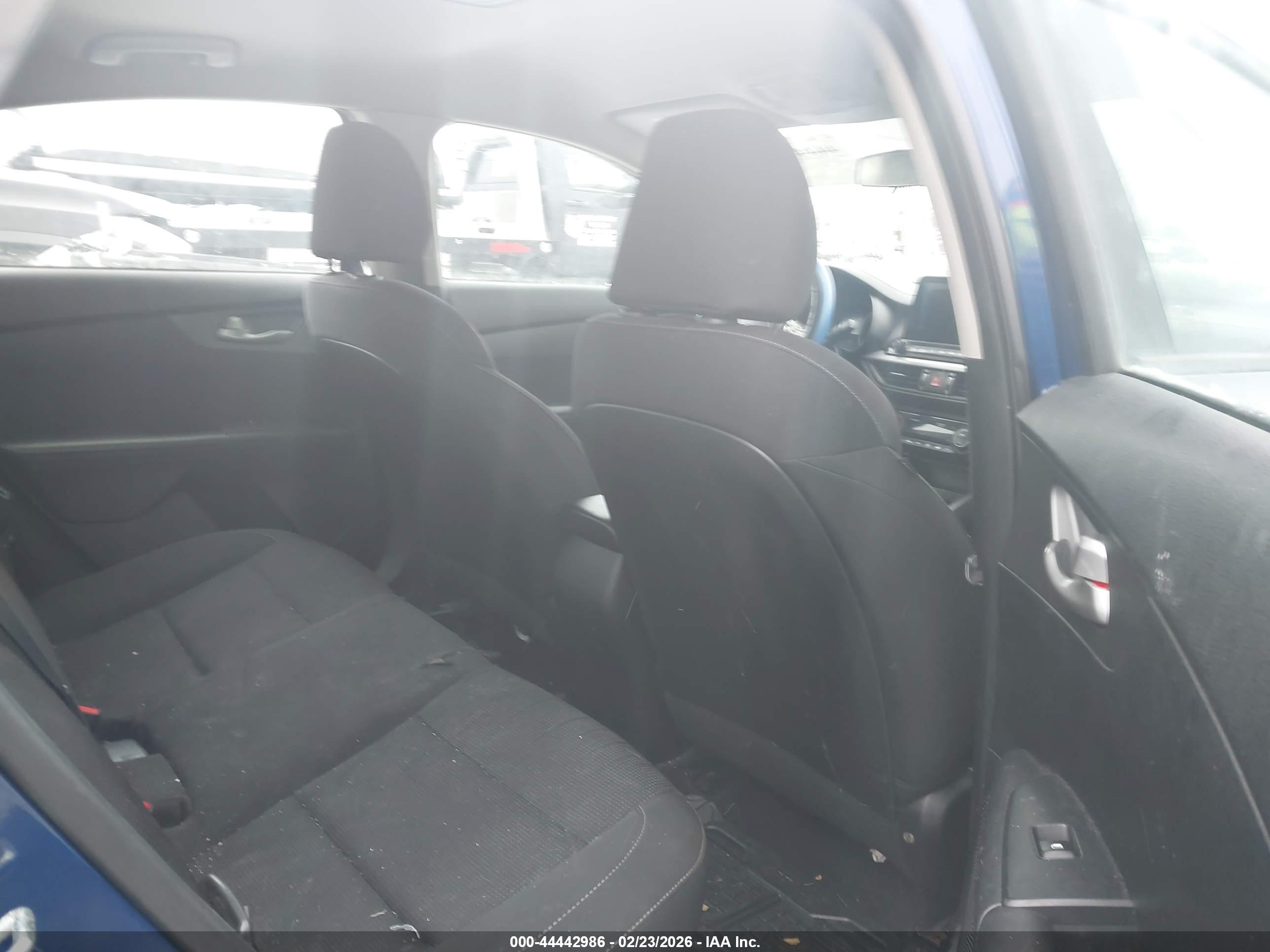 KIA FORTE image 8