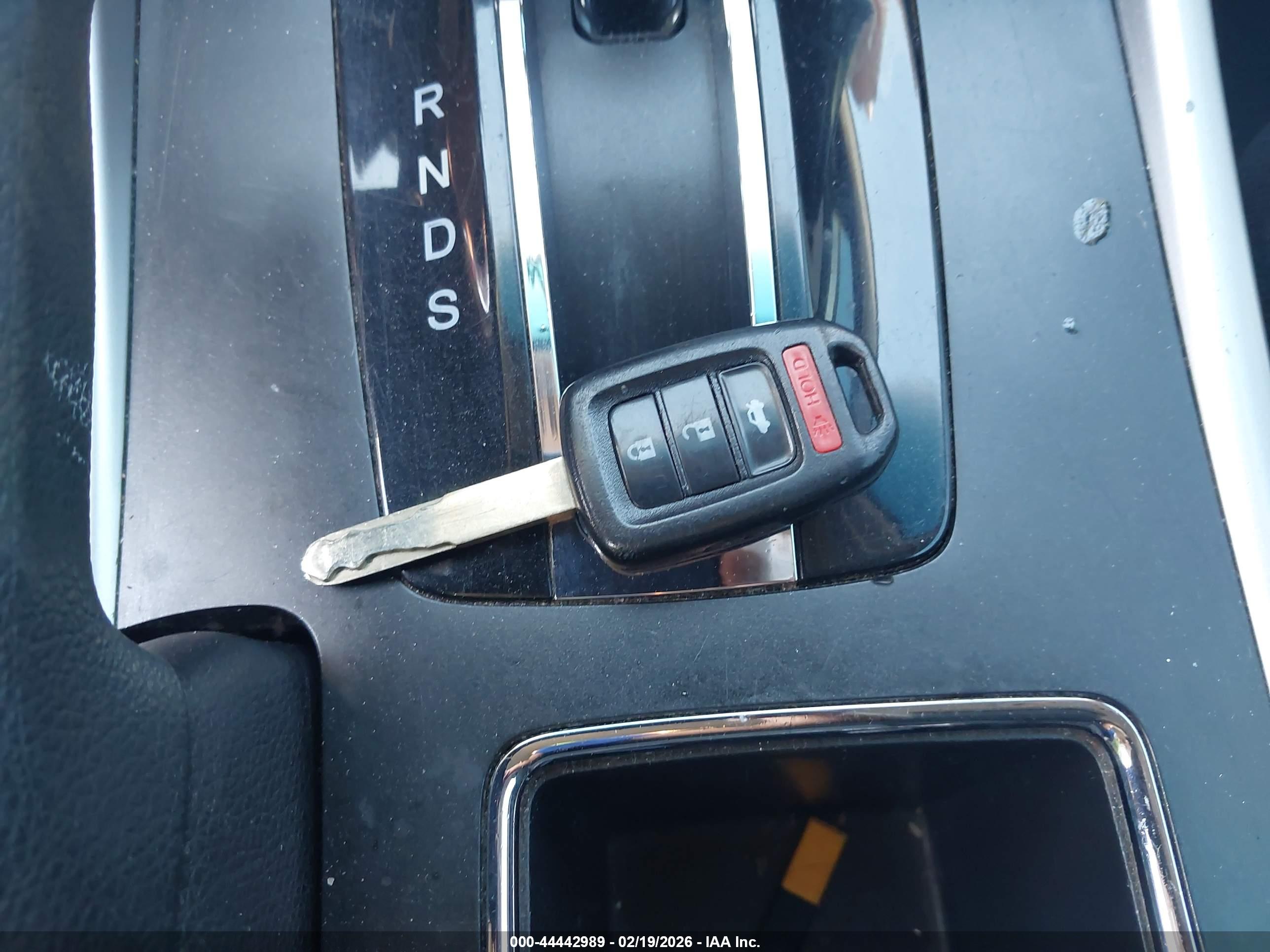 HONDA ACCORD image 11