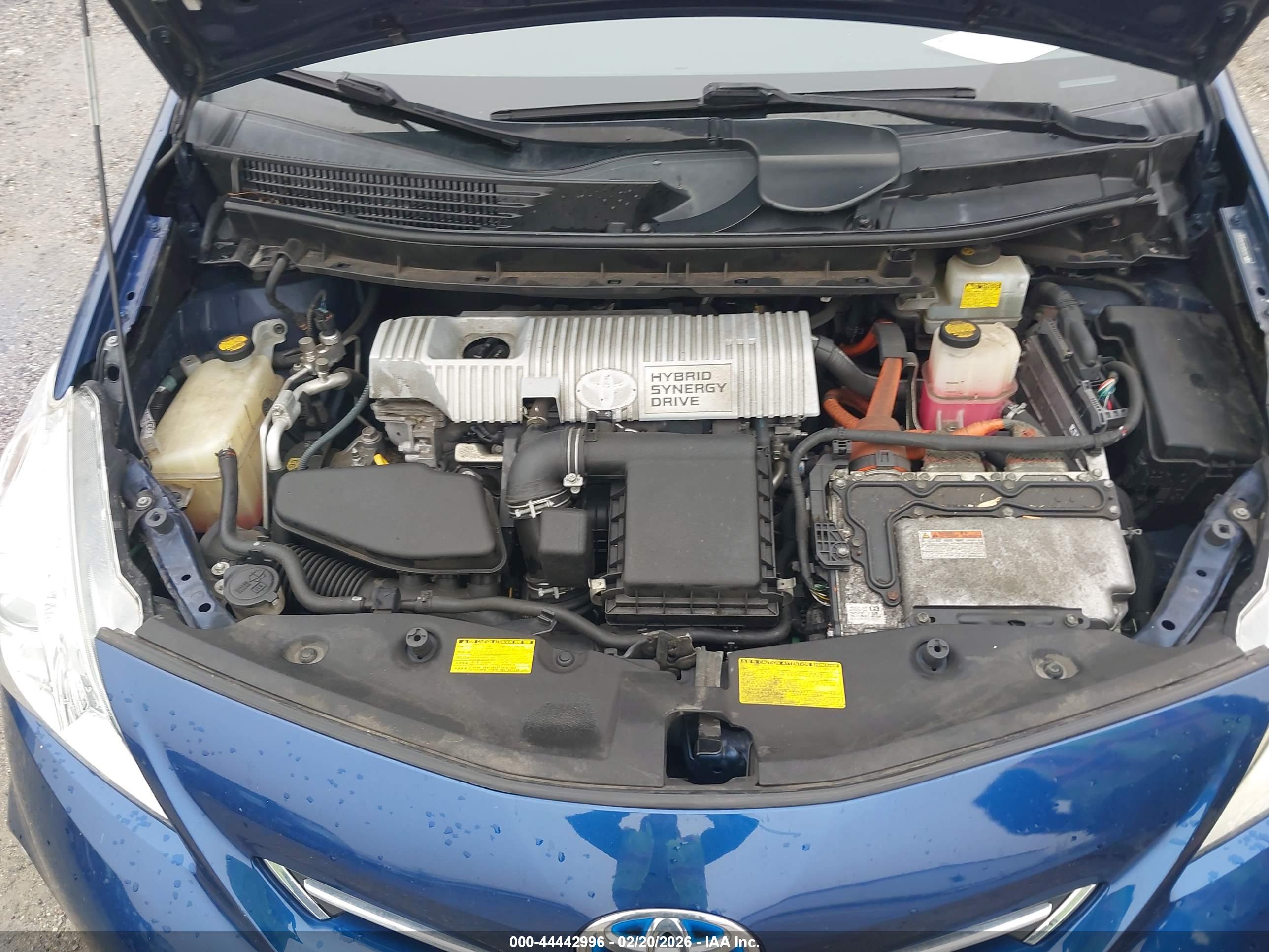 TOYOTA PRIUS image 10