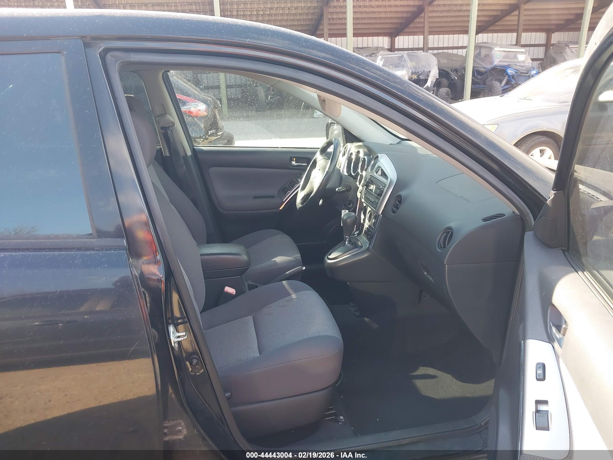 TOYOTA MATRIX image 5