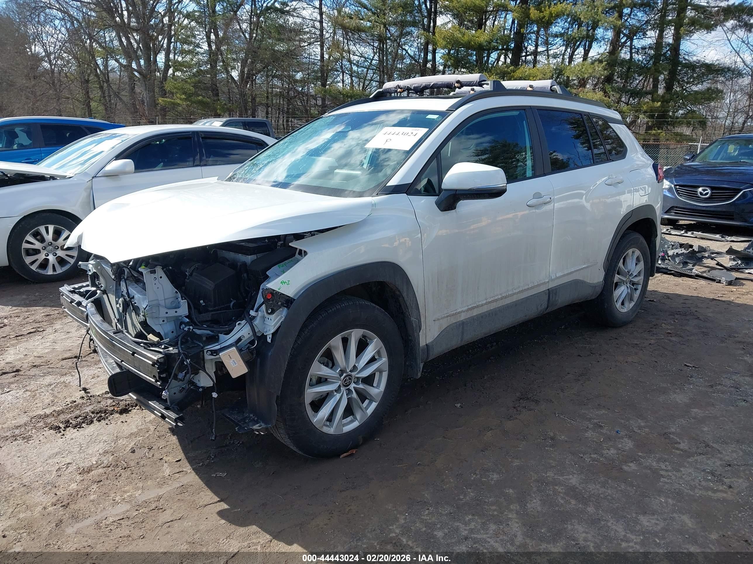 TOYOTA COROLLA image 2