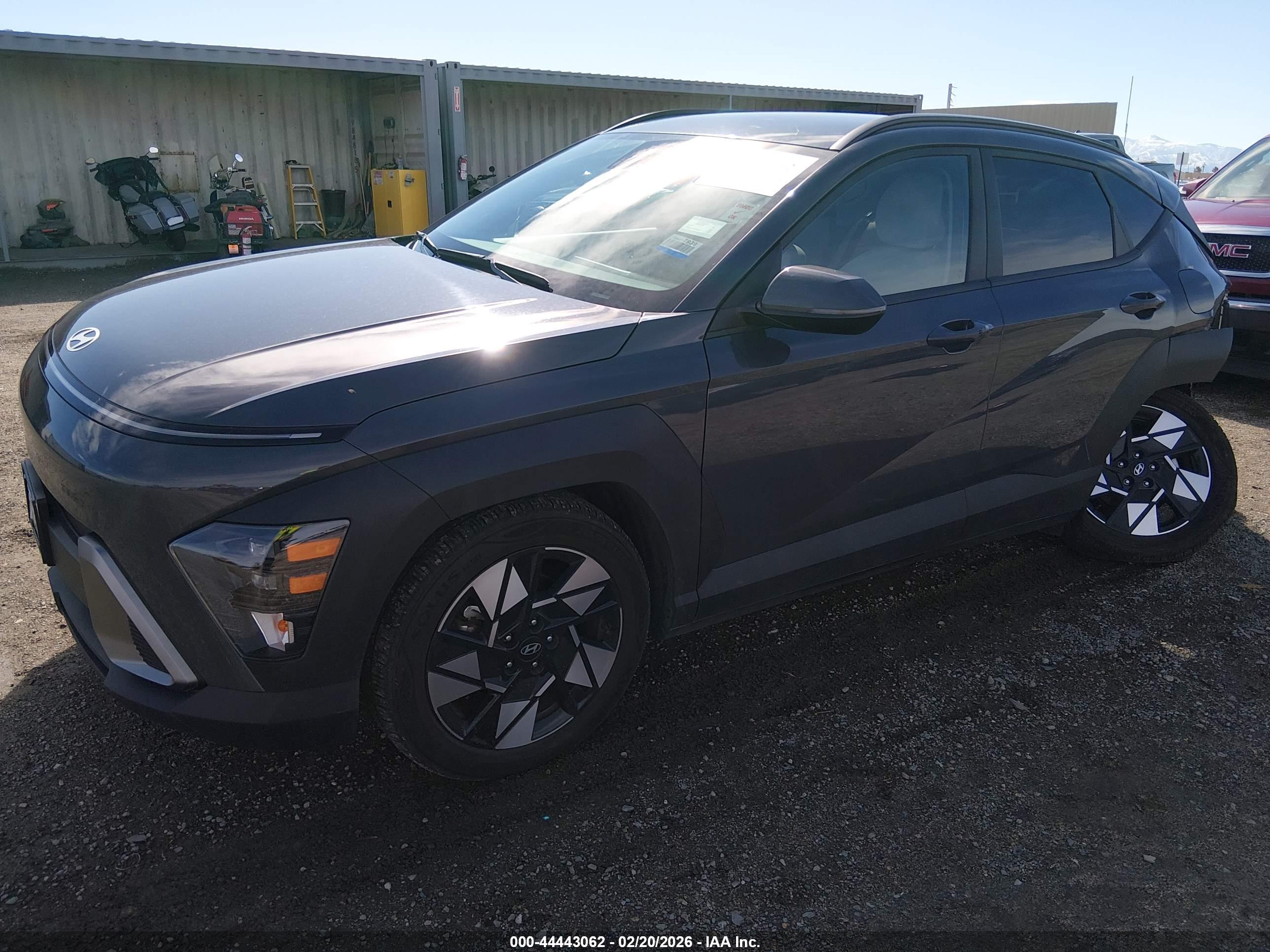 HYUNDAI KONA image 2