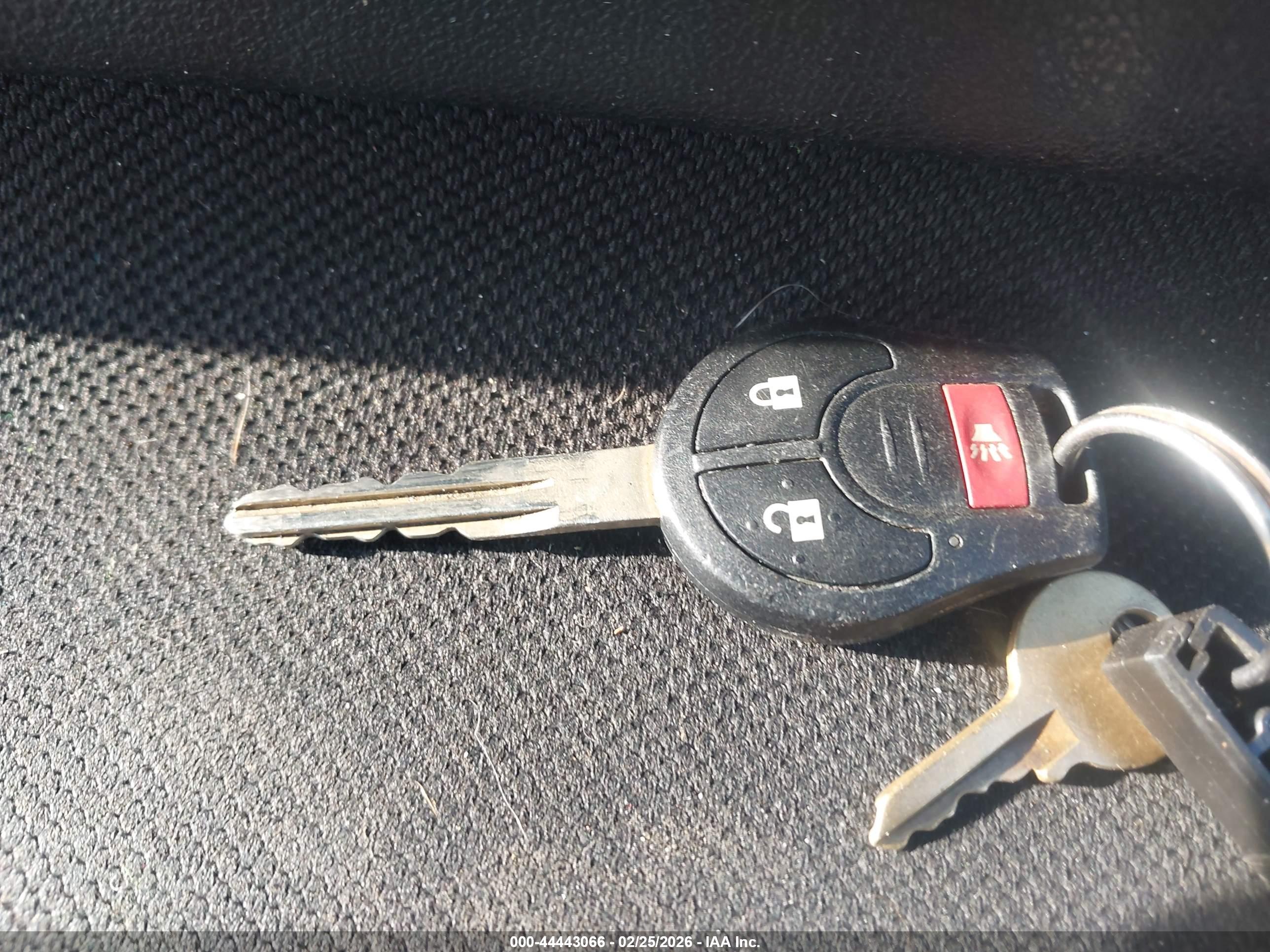NISSAN ROGUE image 11