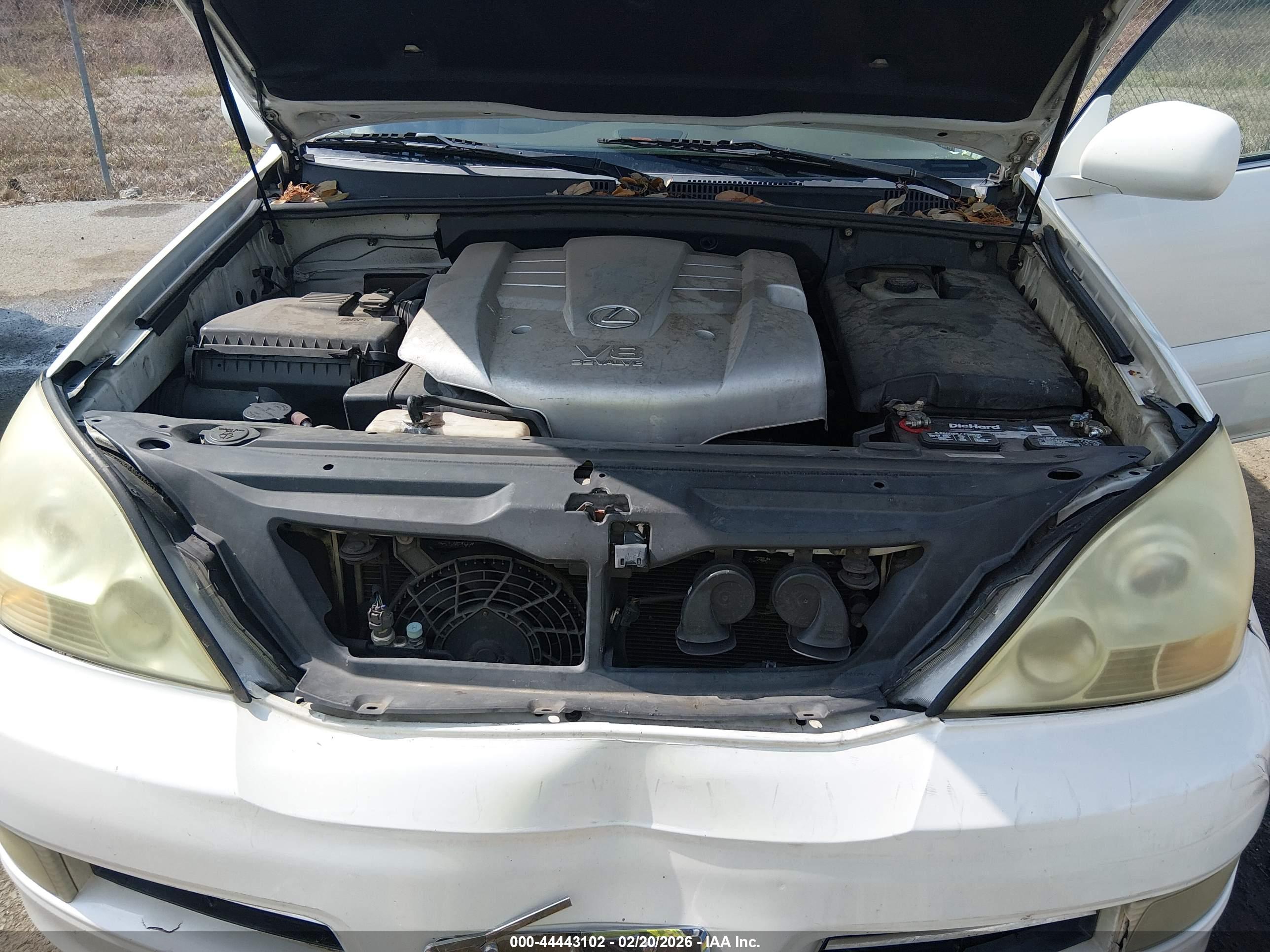 LEXUS GX image 10