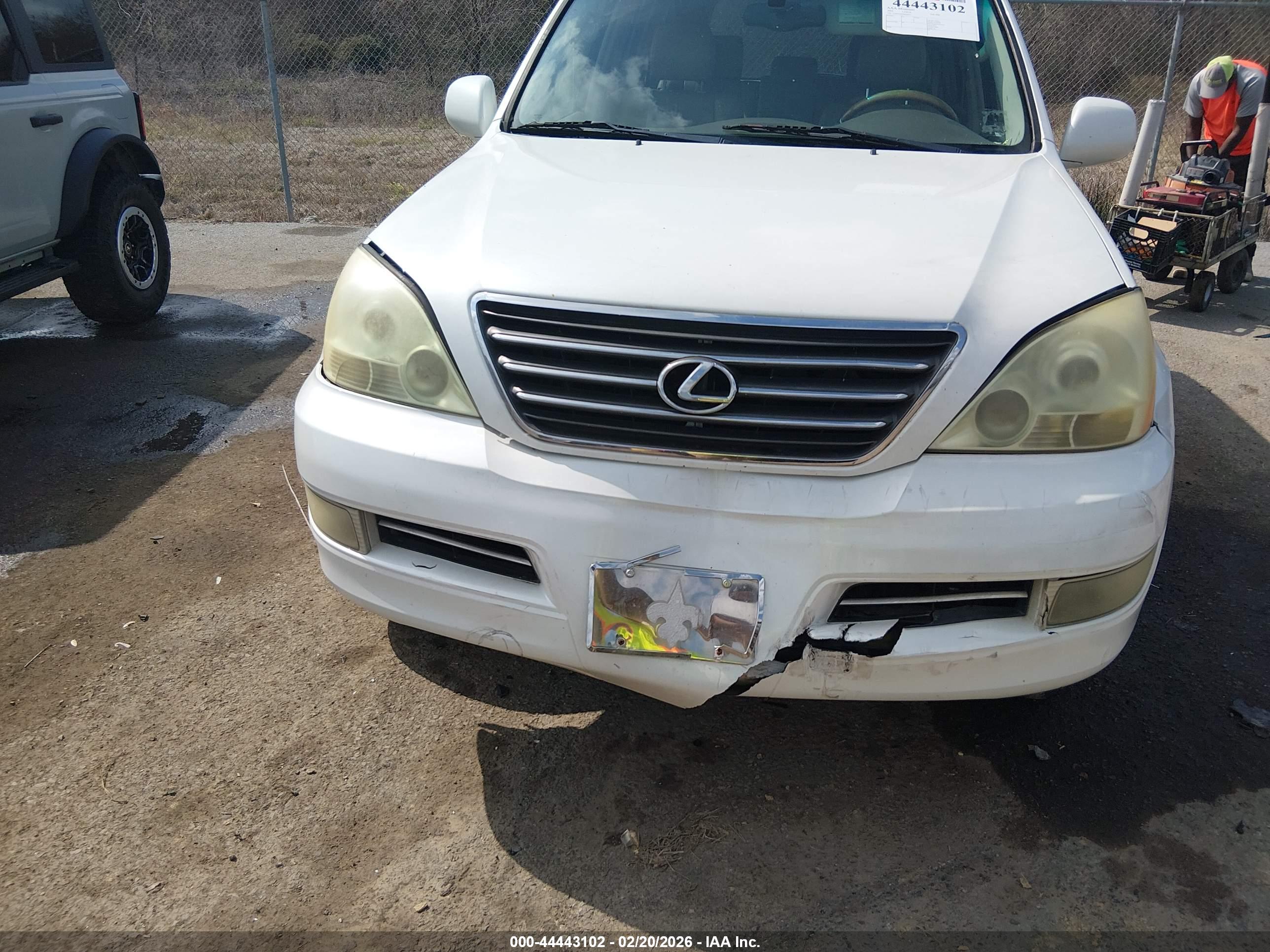 LEXUS GX image 6