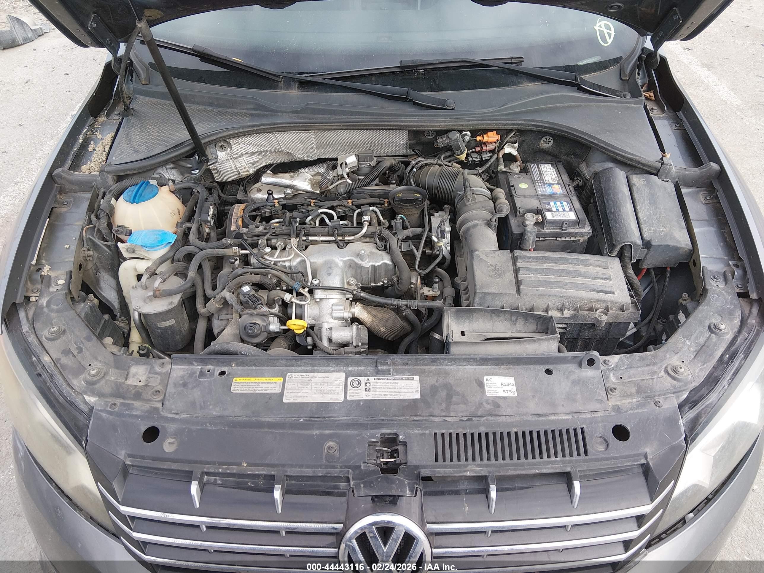 VOLKSWAGEN PASSAT image 10