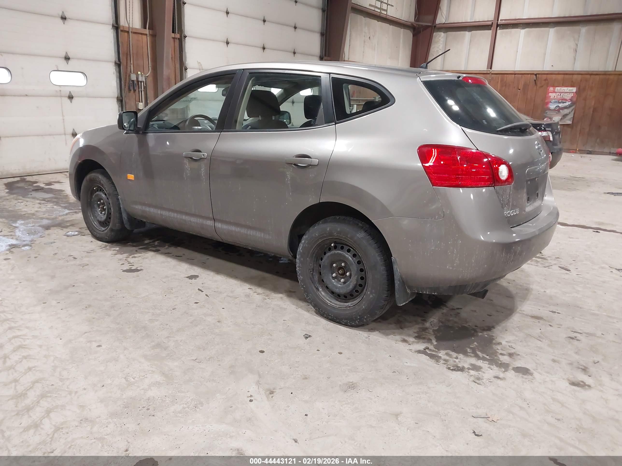 NISSAN ROGUE image 3