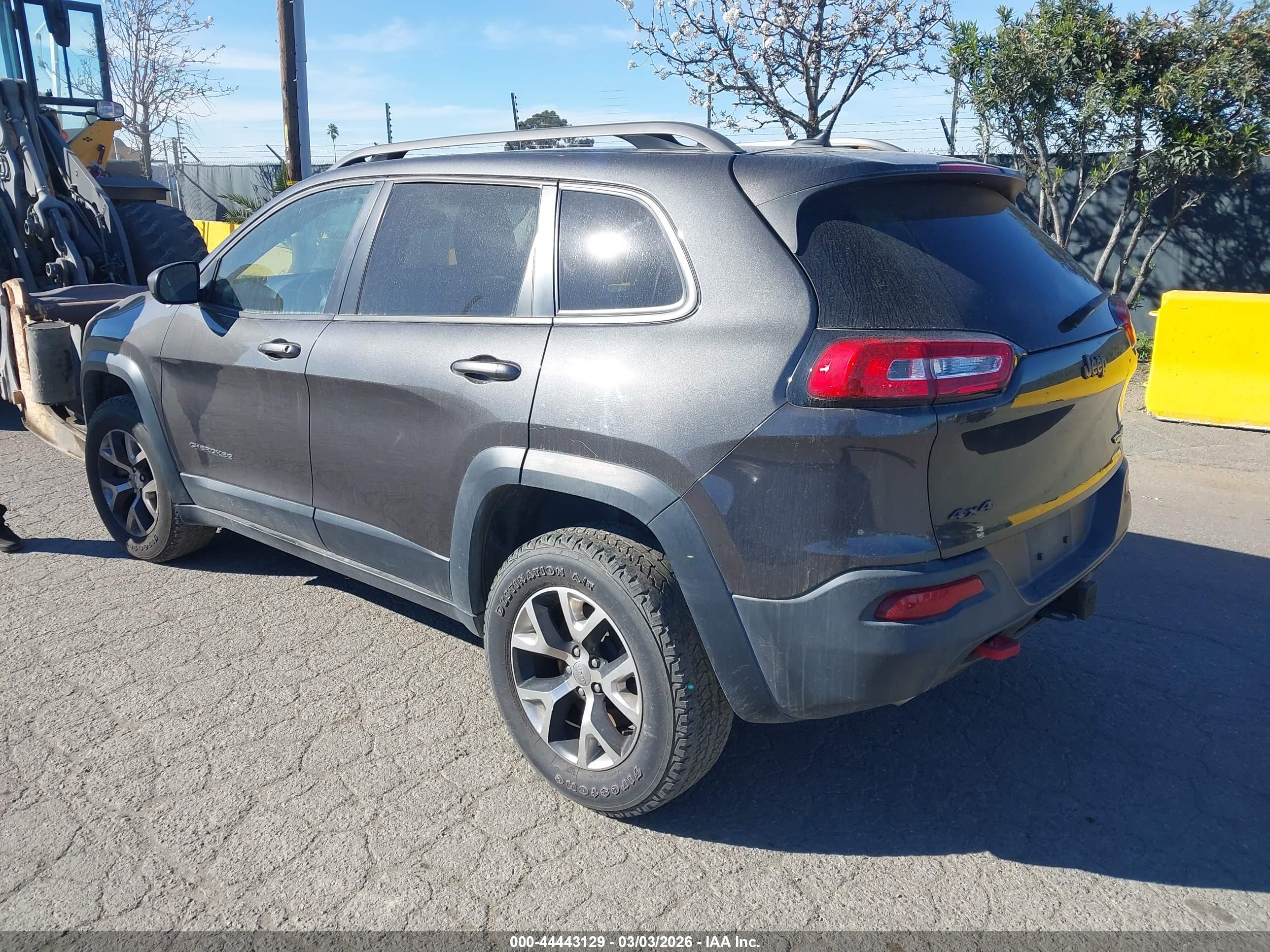 JEEP CHEROKEE image 3