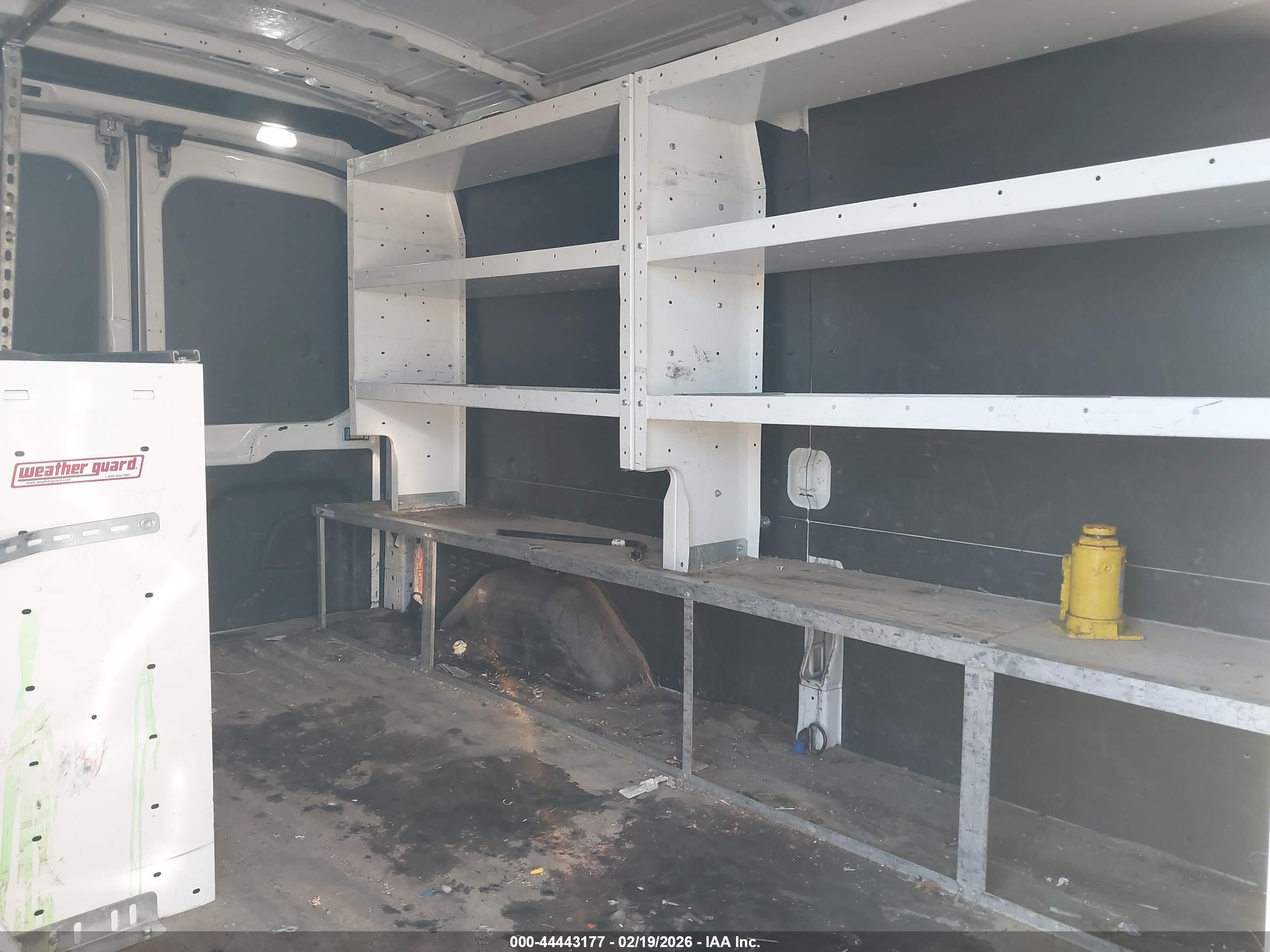 FORD TRANSIT-350 image 8