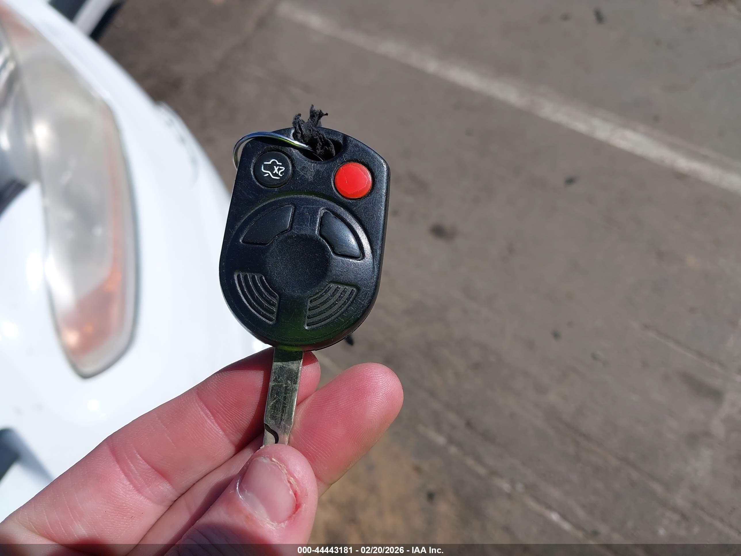 FORD TRANSIT image 11