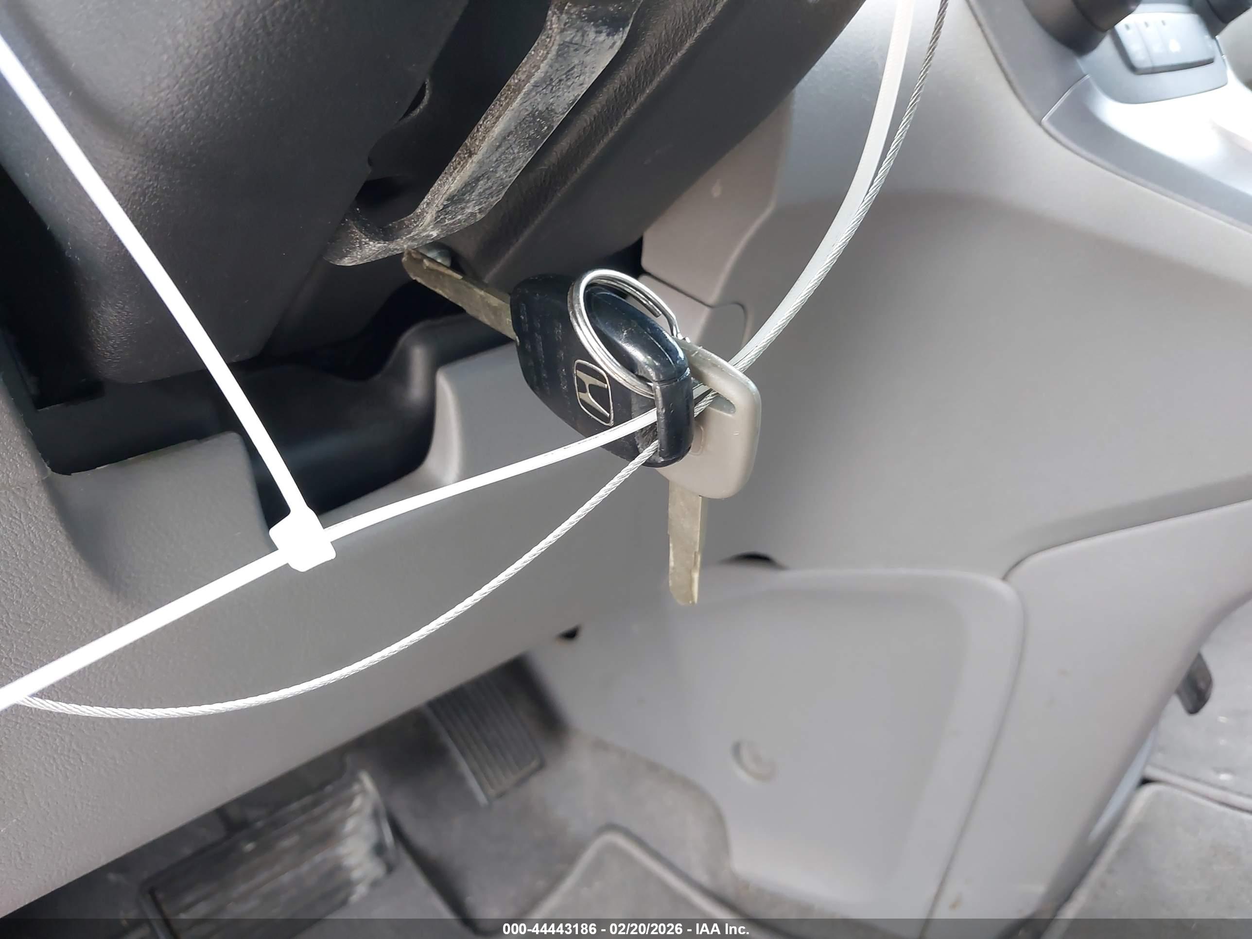 HONDA CR-V image 11