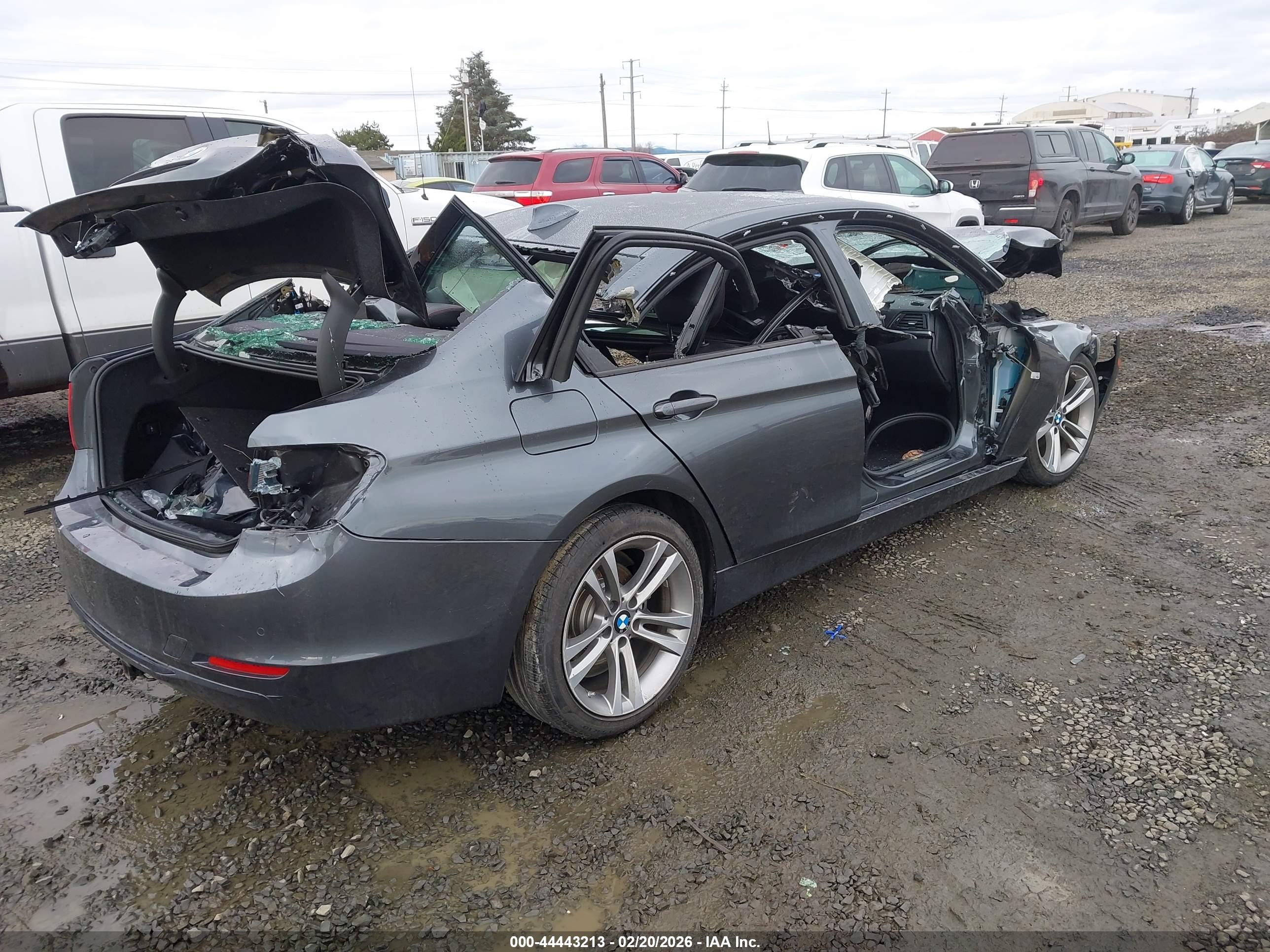 BMW 328I image 4