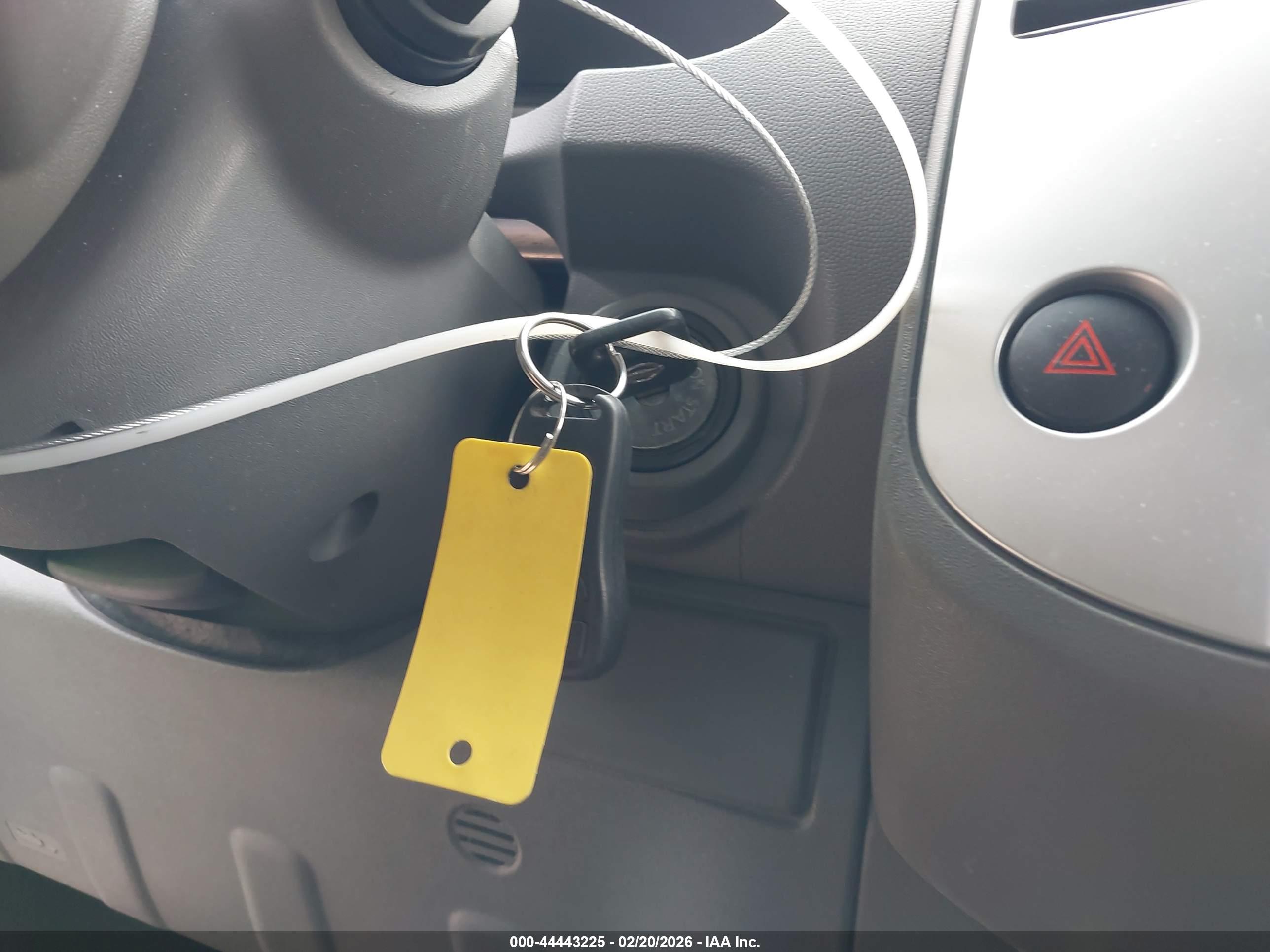 NISSAN FRONTIER image 11