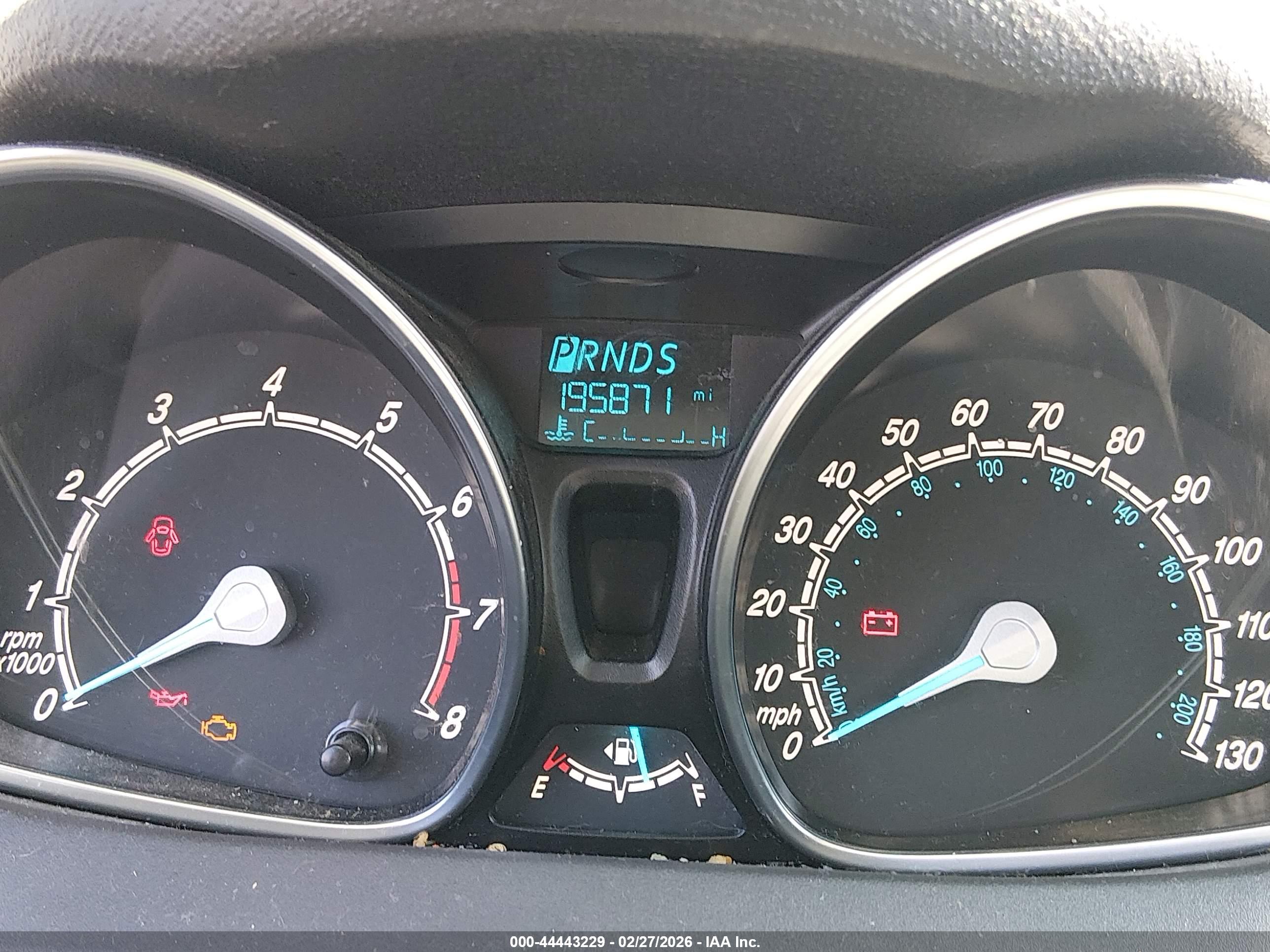 FORD FIESTA image 7