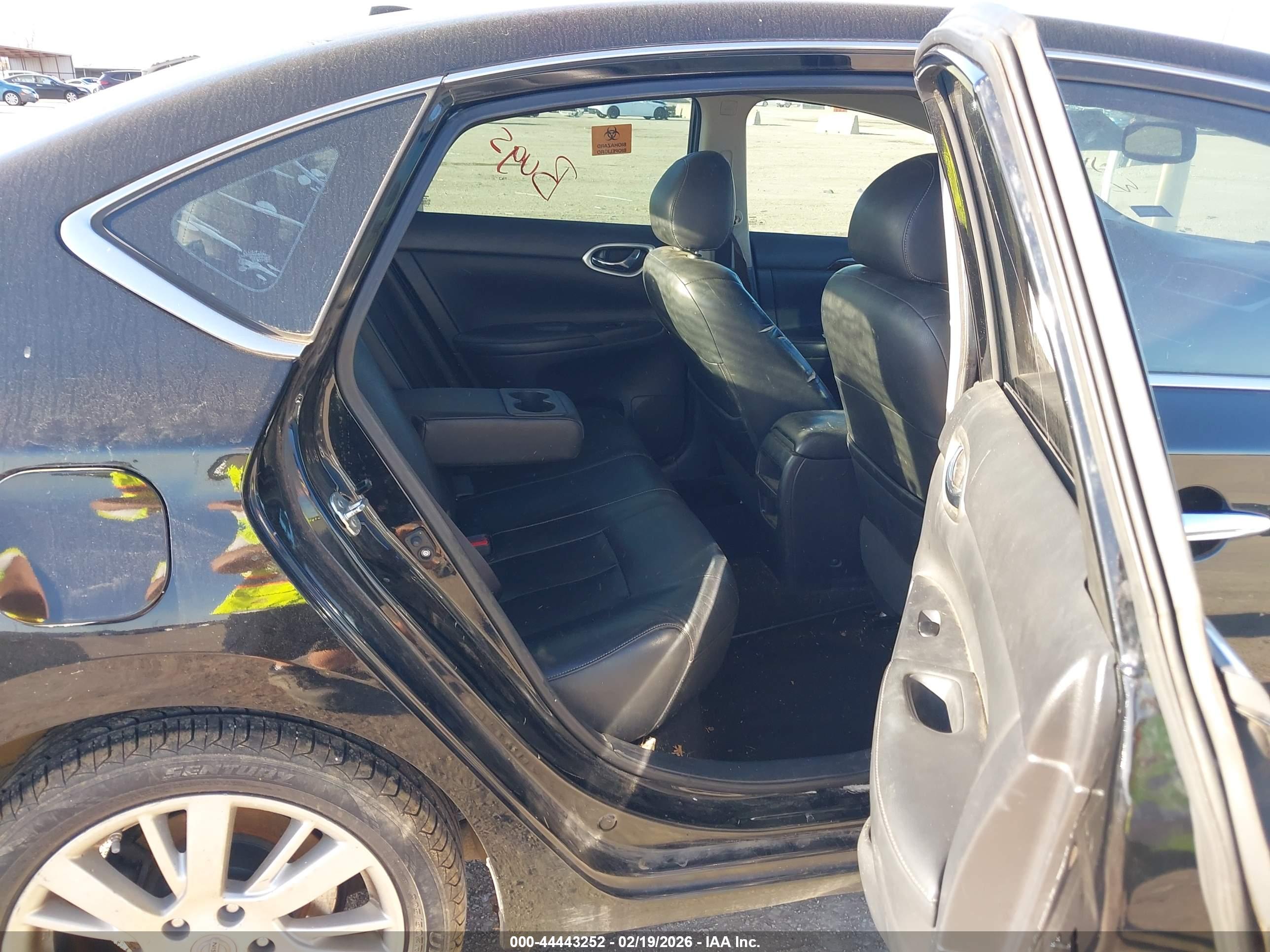 NISSAN SENTRA image 8