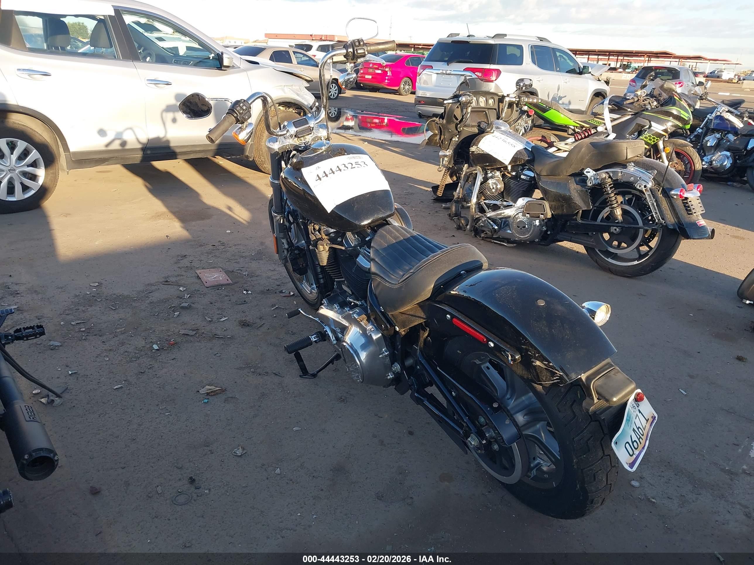HARLEY-DAVIDSON FXST image 3