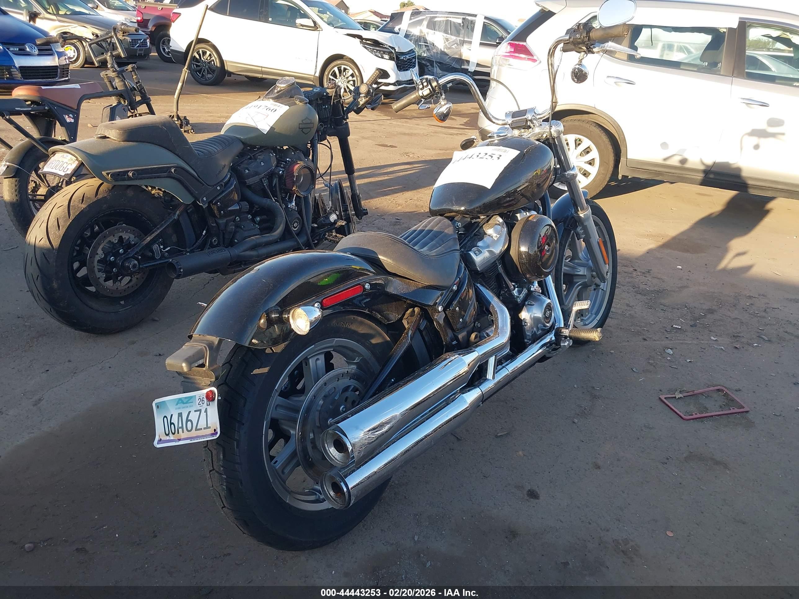 HARLEY-DAVIDSON FXST image 4