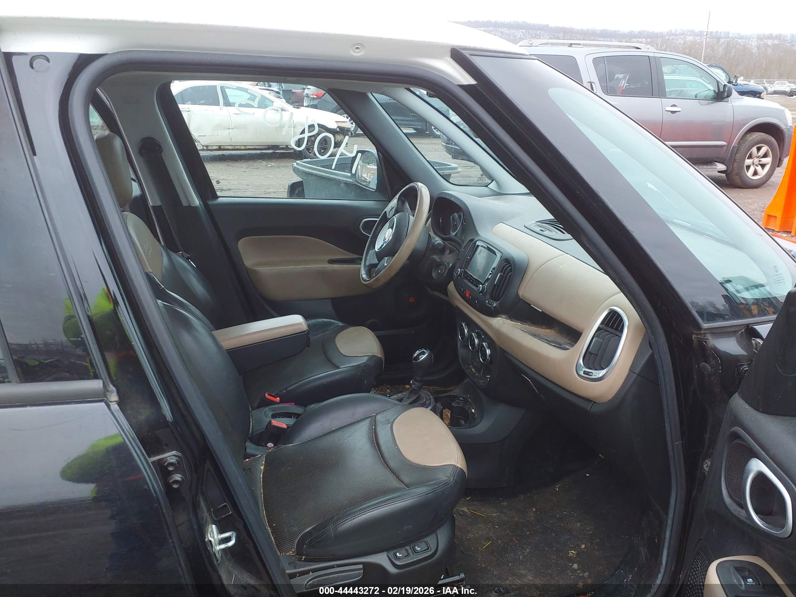 FIAT 500L image 5