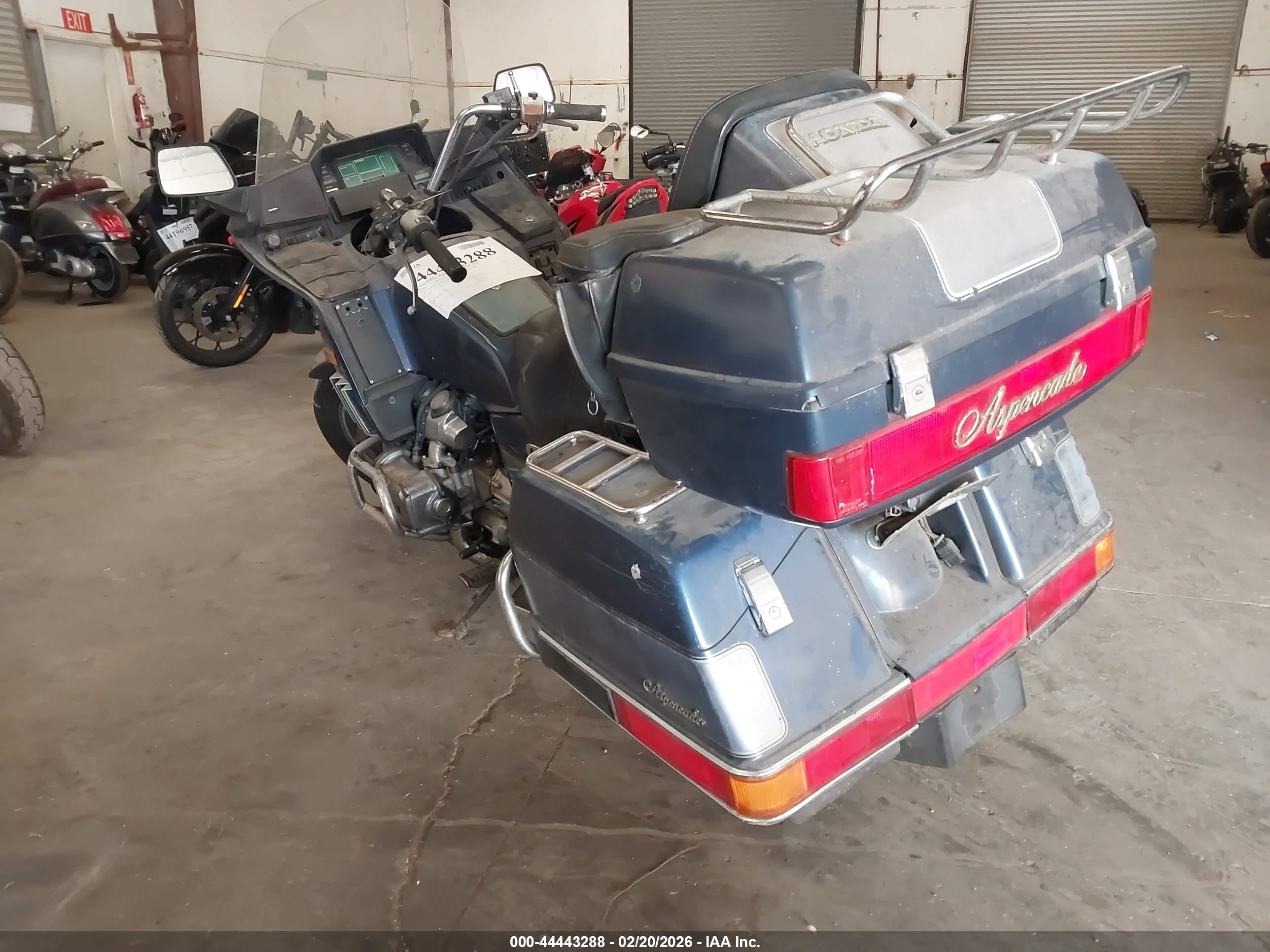 HONDA GL1200 image 3