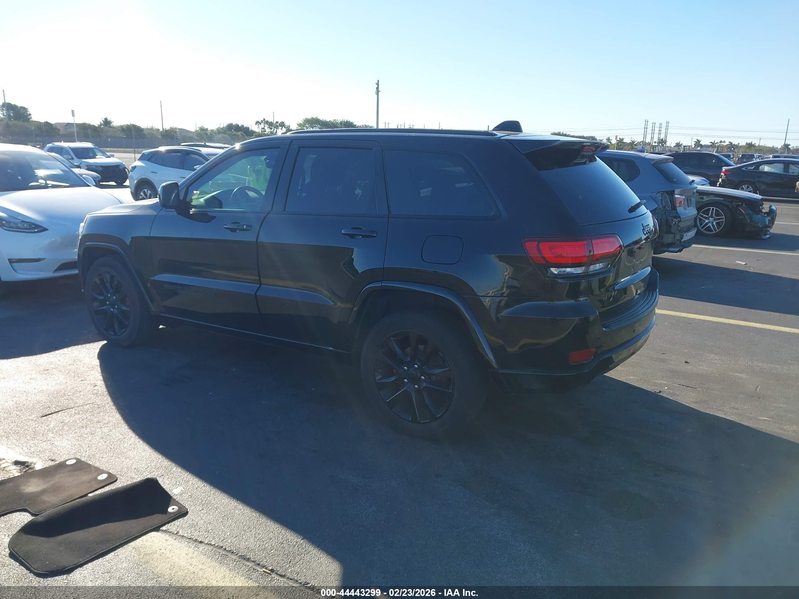 JEEP GRAND image 3