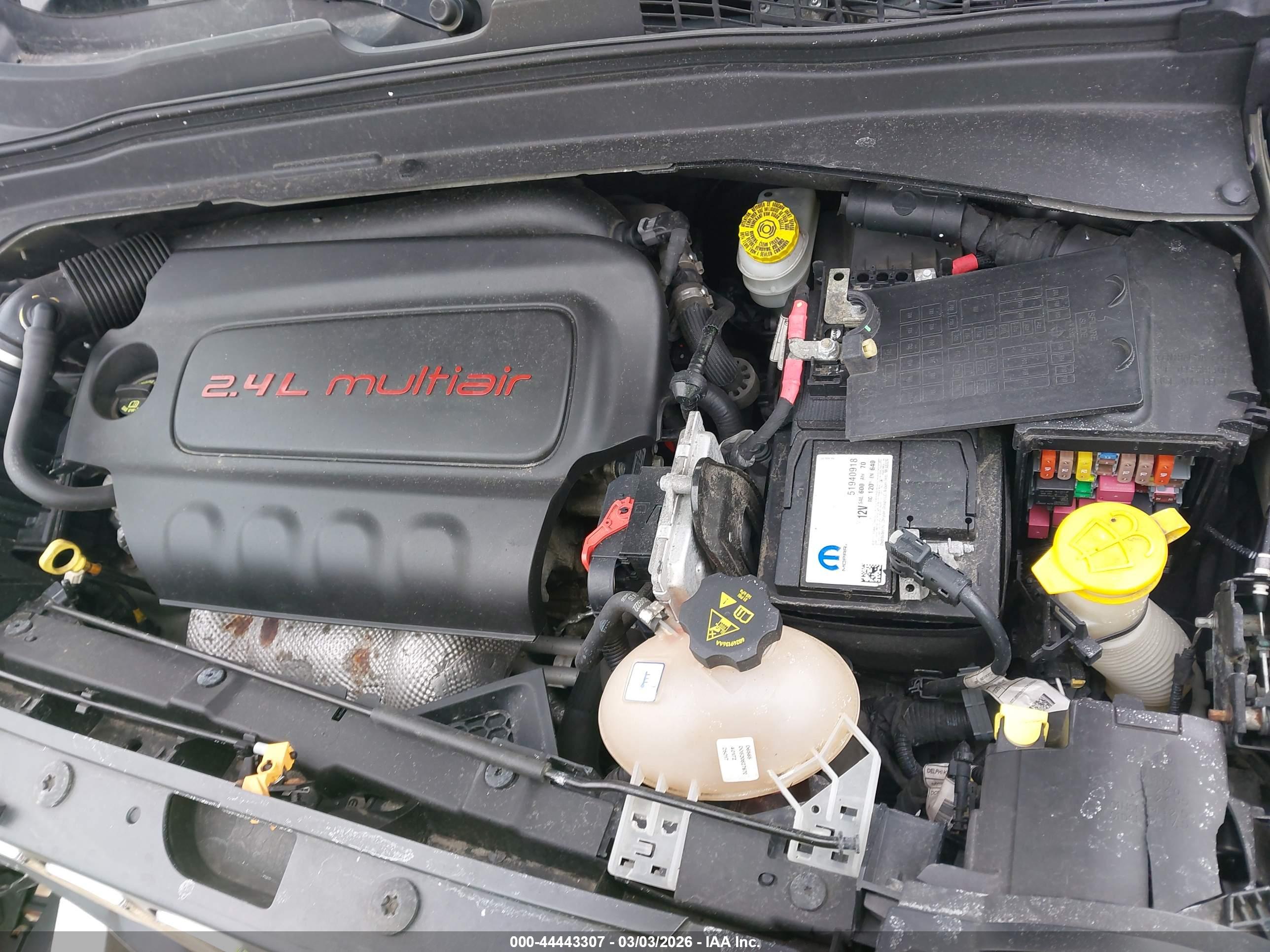 JEEP RENEGADE image 10