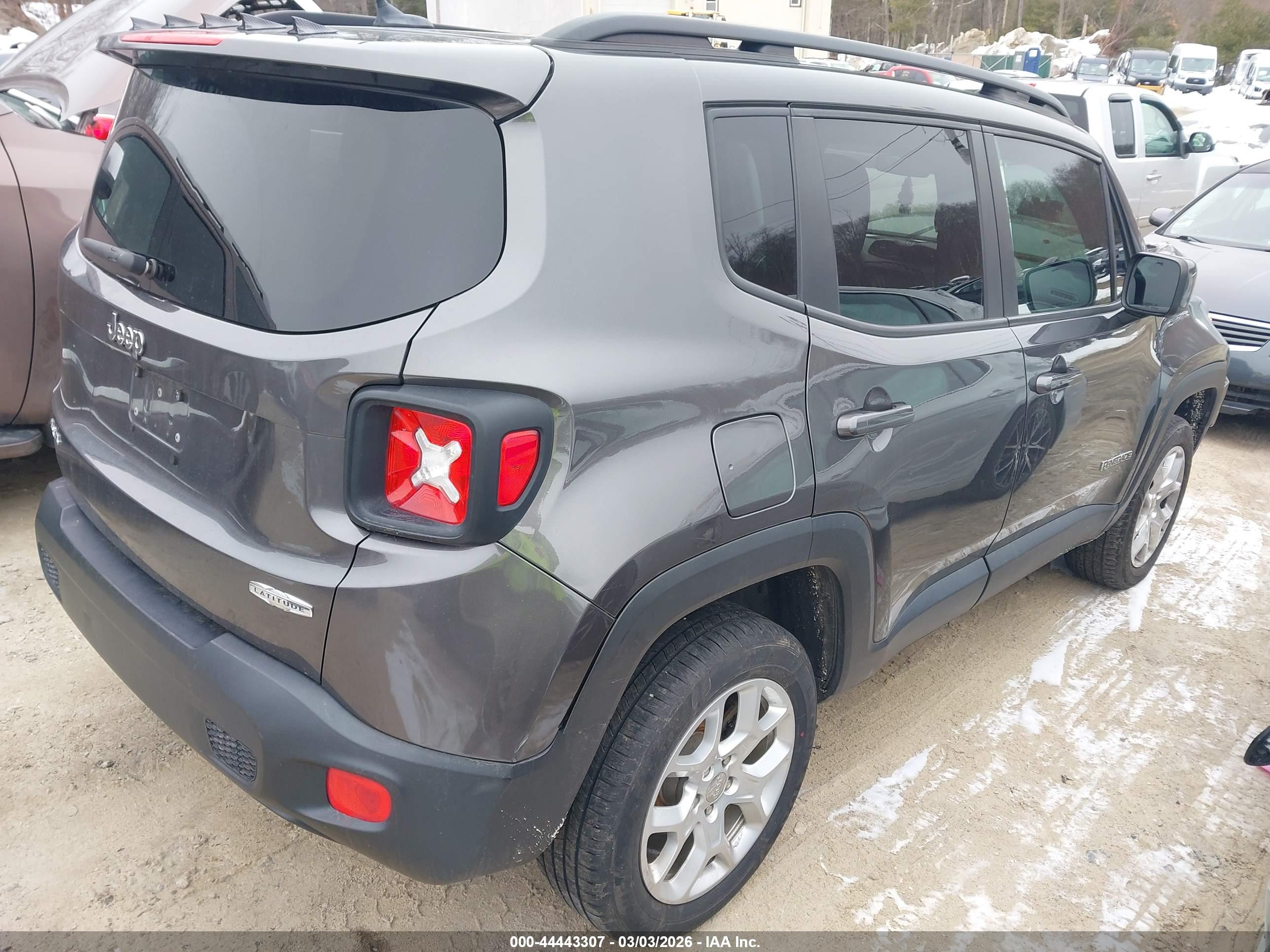 JEEP RENEGADE image 4