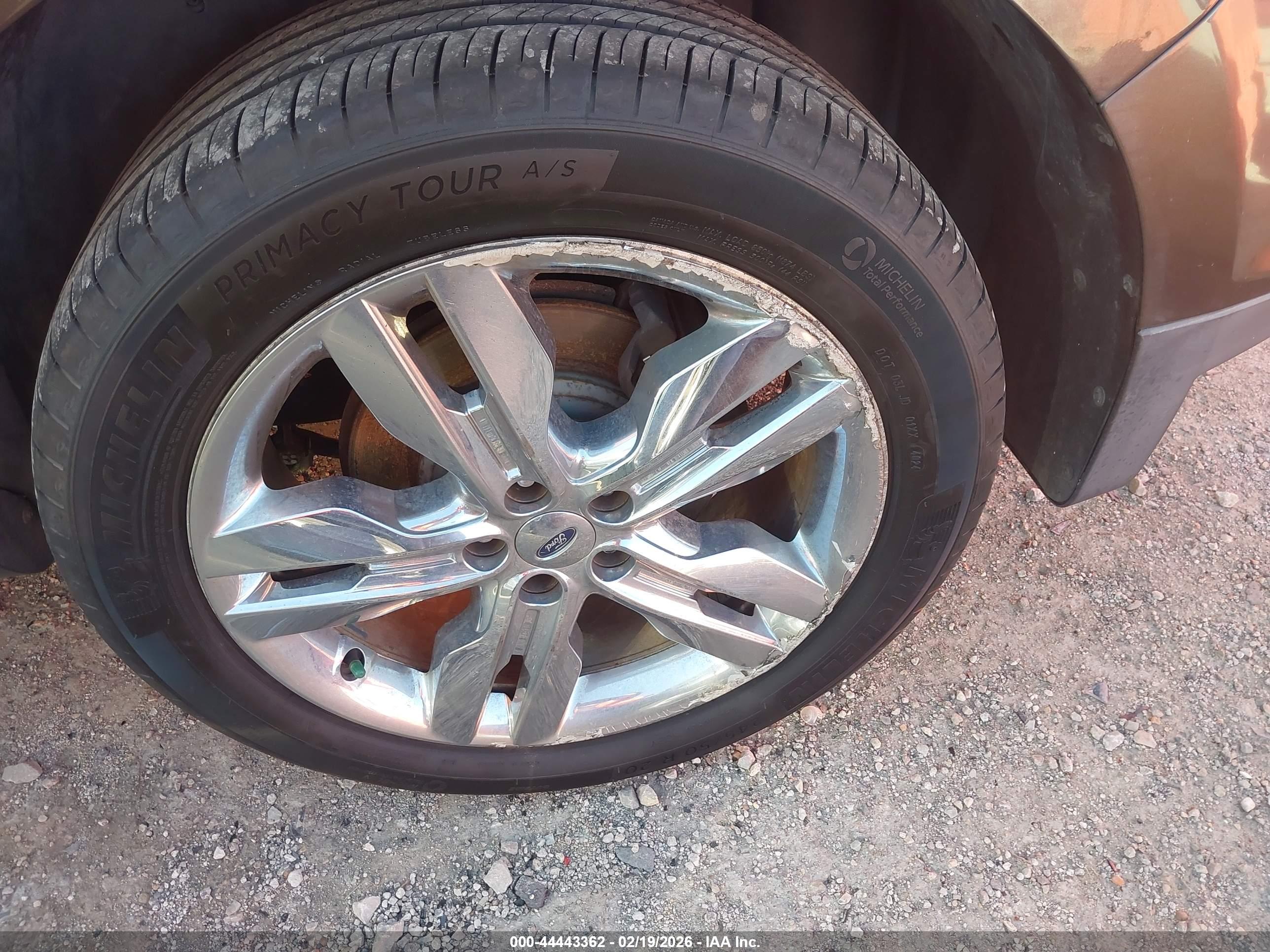 FORD EDGE image 6